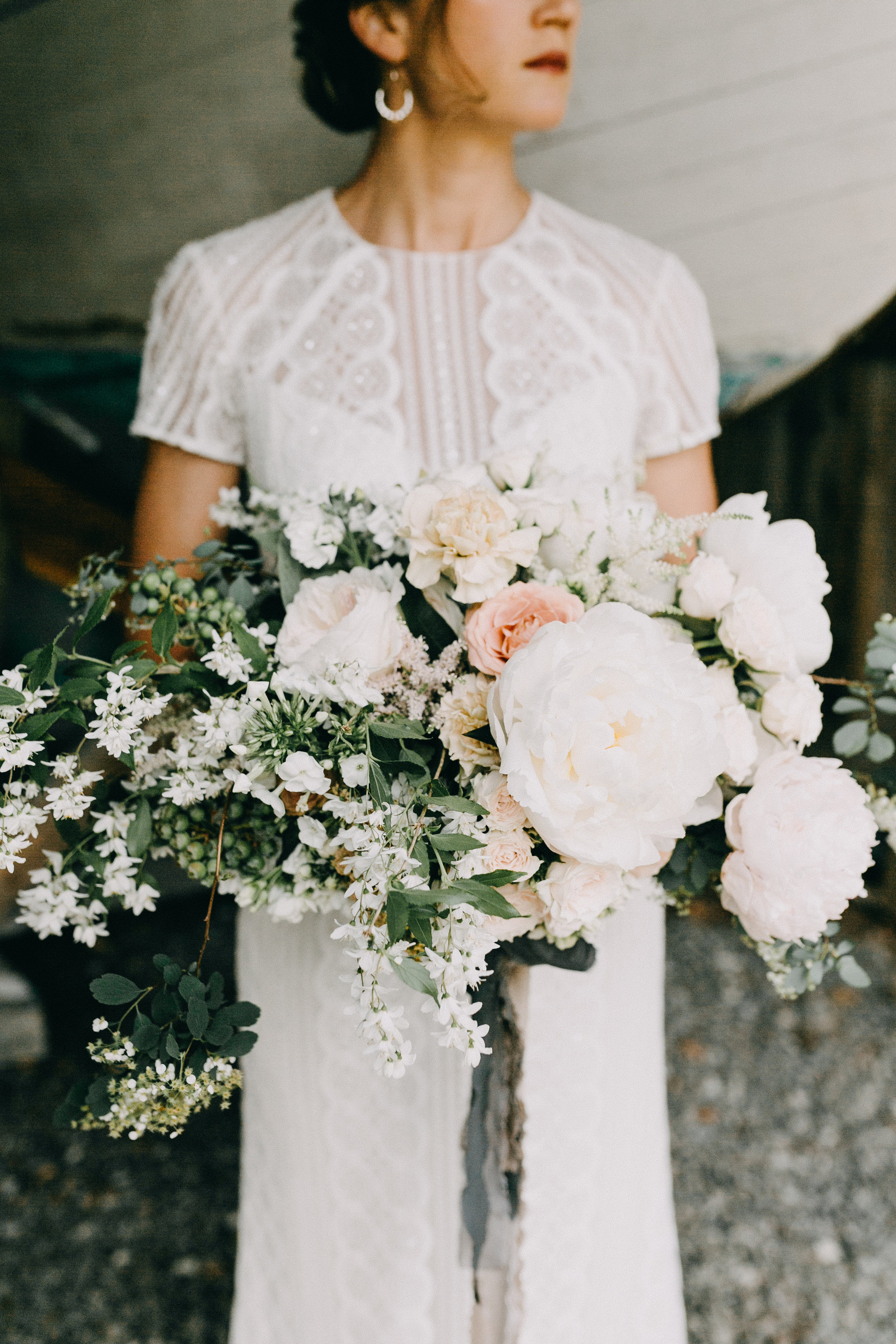 Watershed-Floral-Maine-Maritime-Wedding-Bridal-Bouquet-Centerpieces-0114.jpg