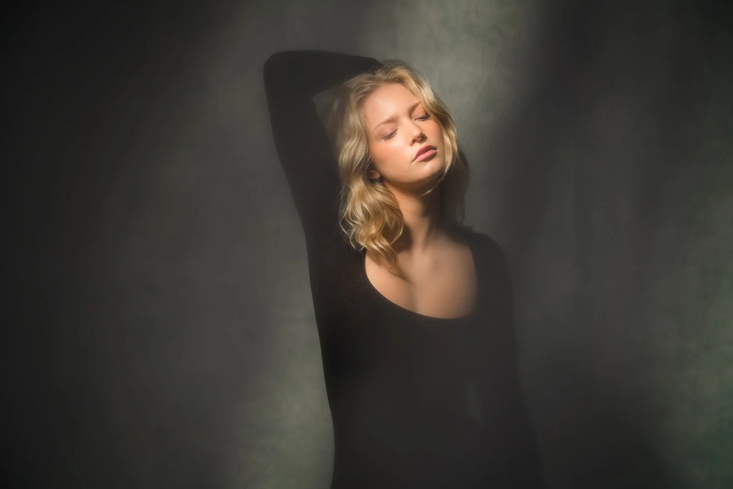Fjordlapse Photography - Studio Portraits 2025 (7 of 14).jpg