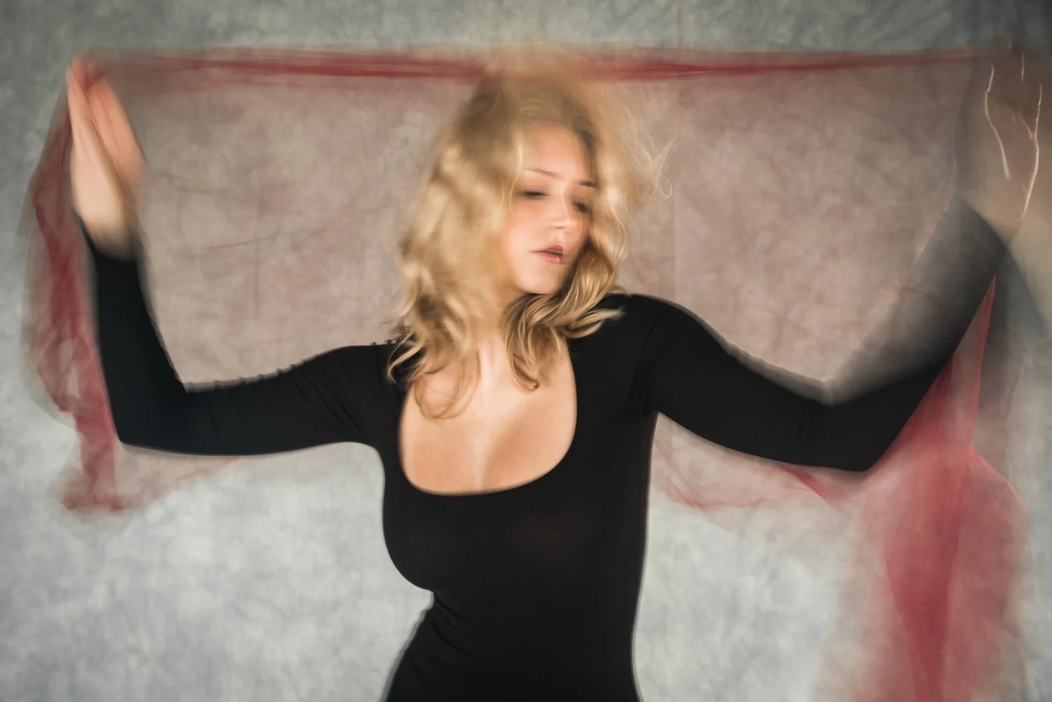Fjordlapse Photography - Studio Portraits 2025 (8 of 14).jpg