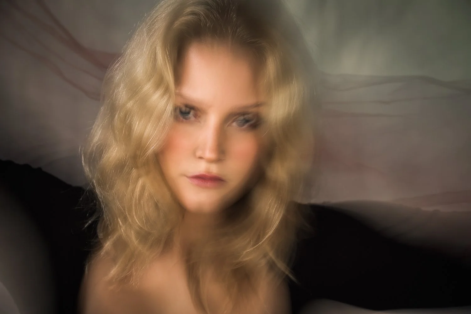 Fjordlapse Photography - Studio Portraits 2025 (11 of 14).jpg