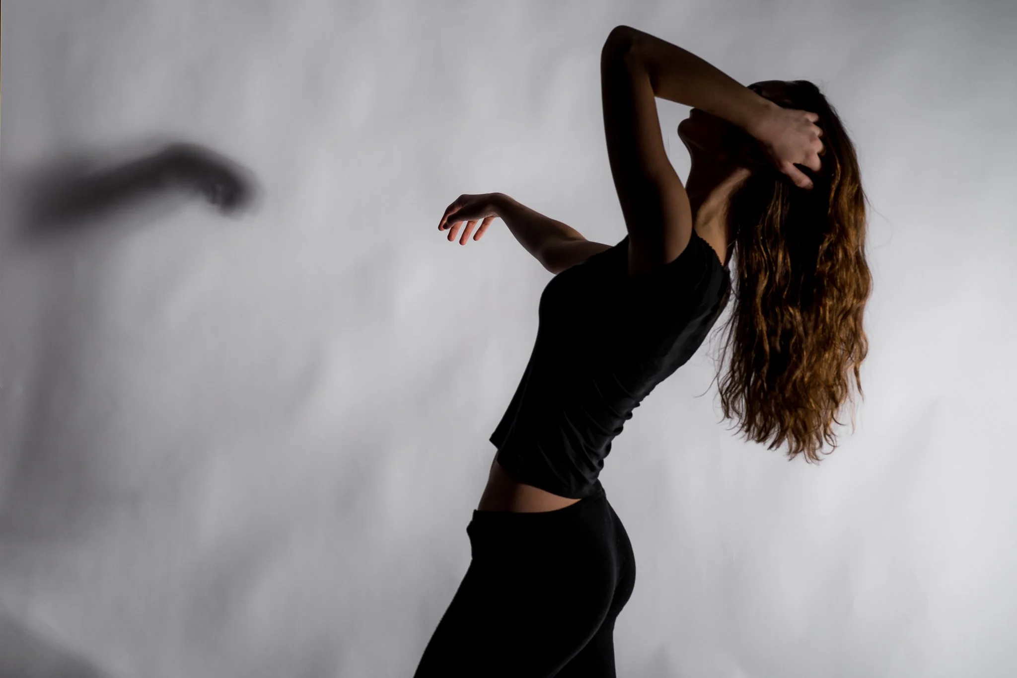 Madelene Studio Feb Silluette -26 (3 of 13).jpg