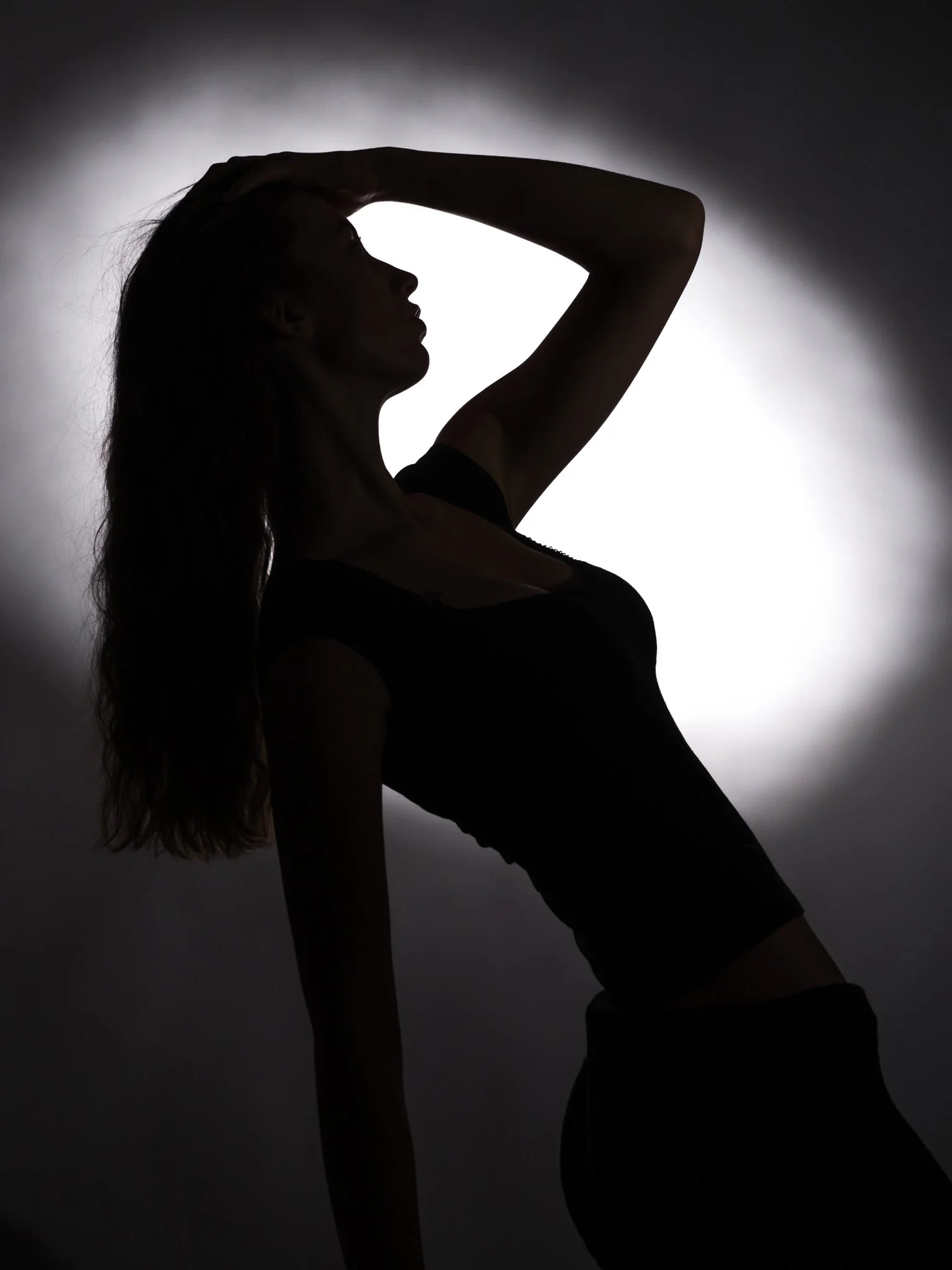 Madelene Studio Feb Silluette -26 (12 of 13).jpg