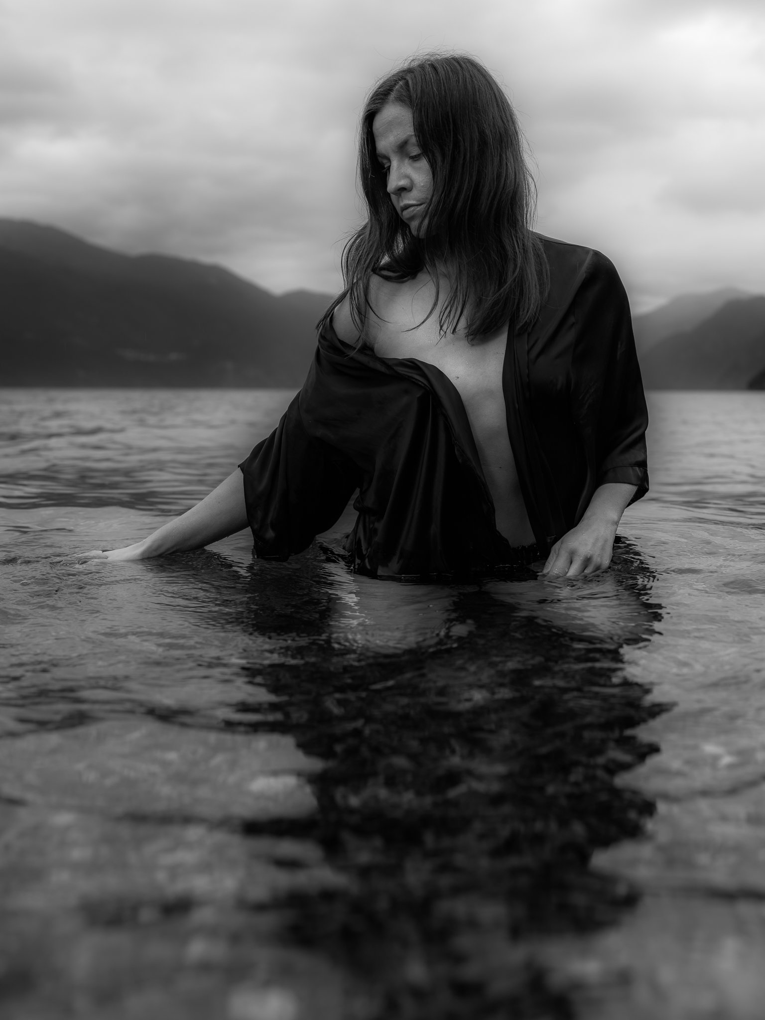 PORTRAIT OUTDOORS (1 of 196).jpg
