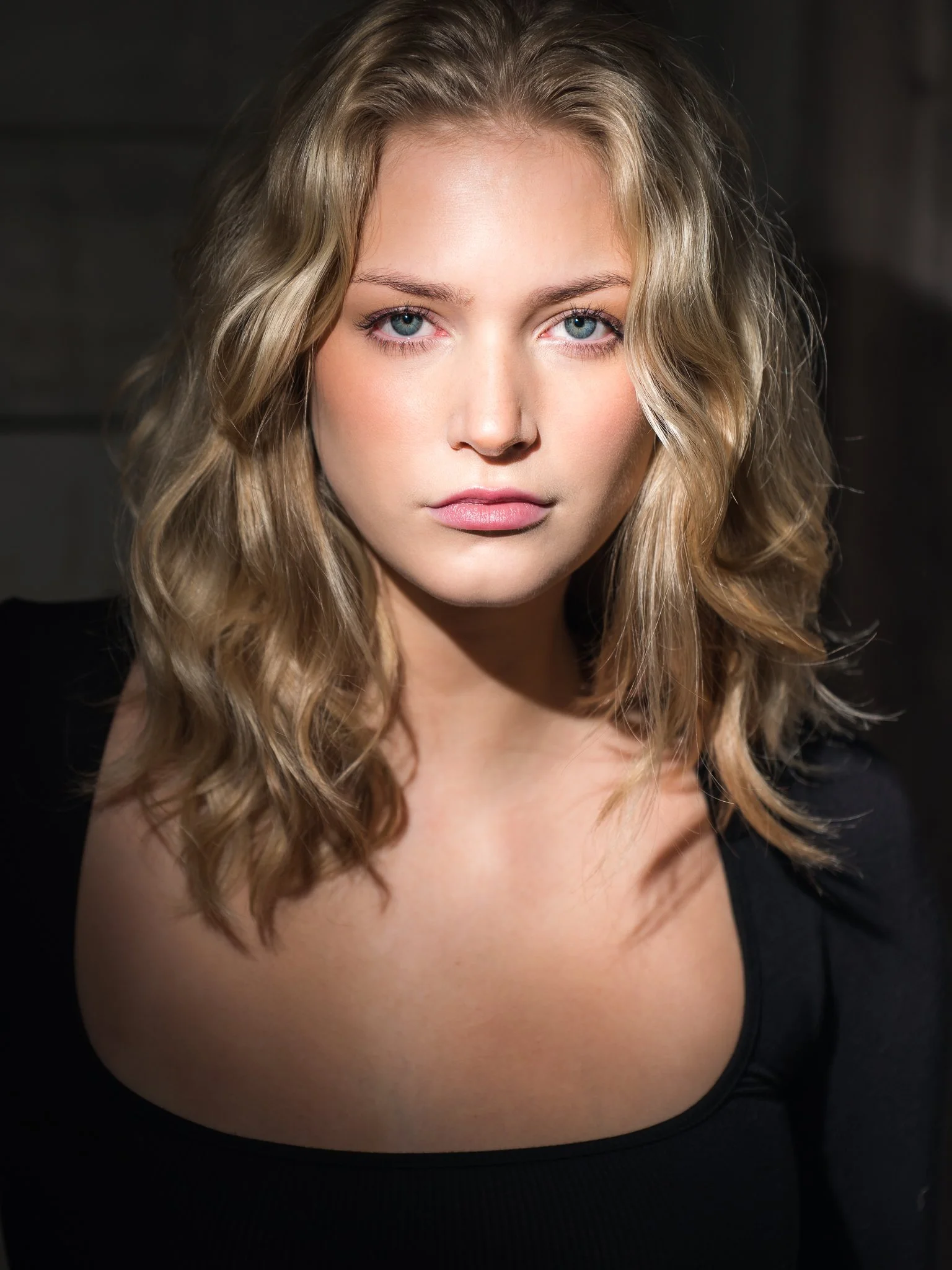 PORTRAIT STUDIO (16 of 59).jpg