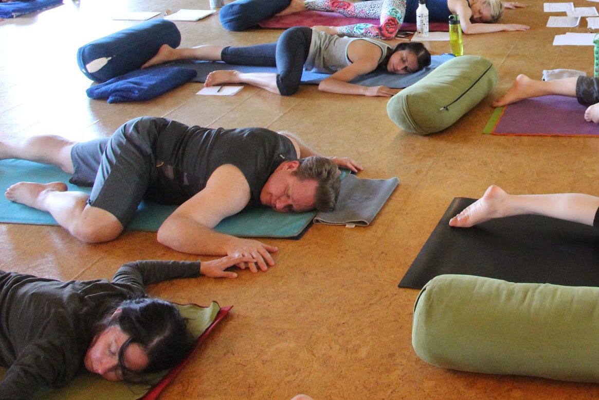 Behind the French yoga craze lies a labyrinth of training and