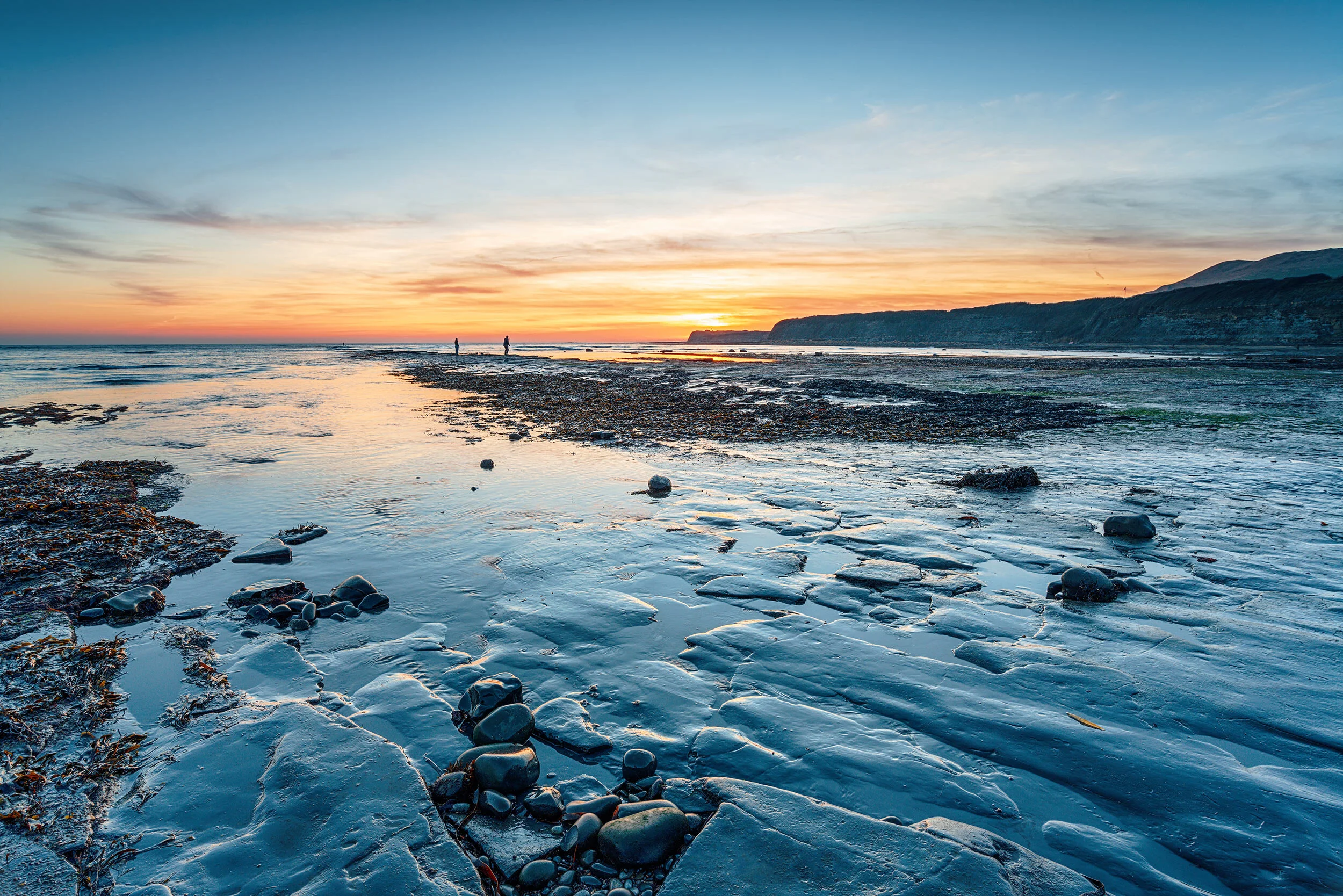 kimmeridge-bay-in-dorset-XEB7YWF.jpg