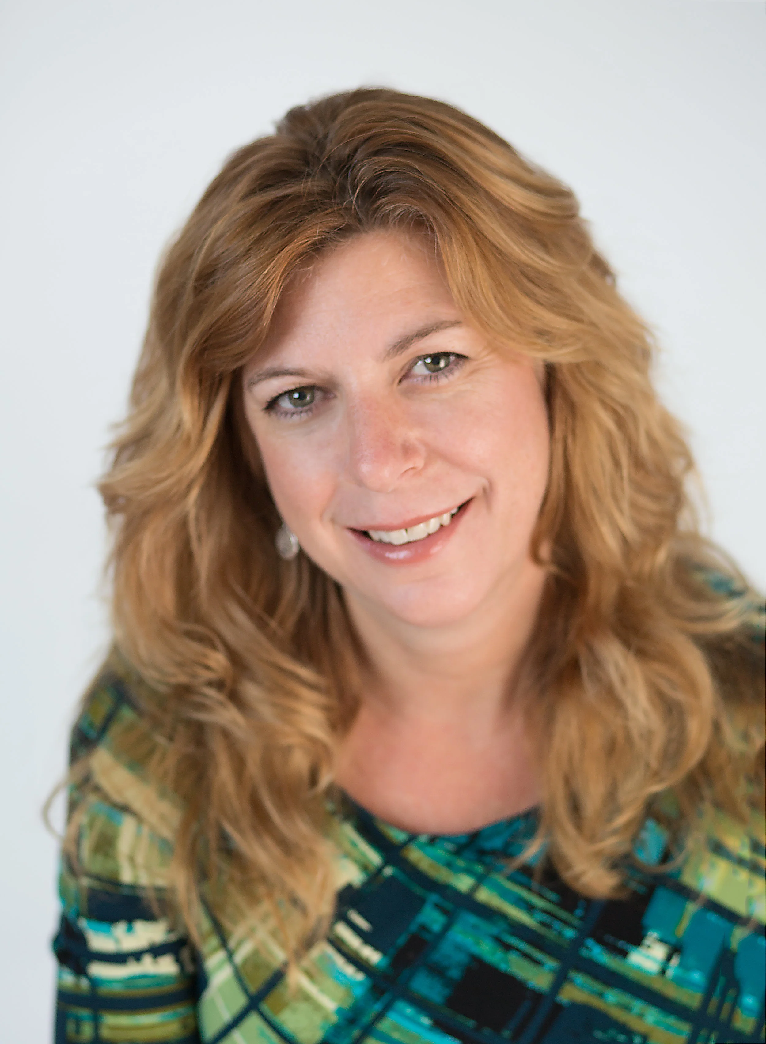 Stacy Menditto 2016 Headshot 2.jpg