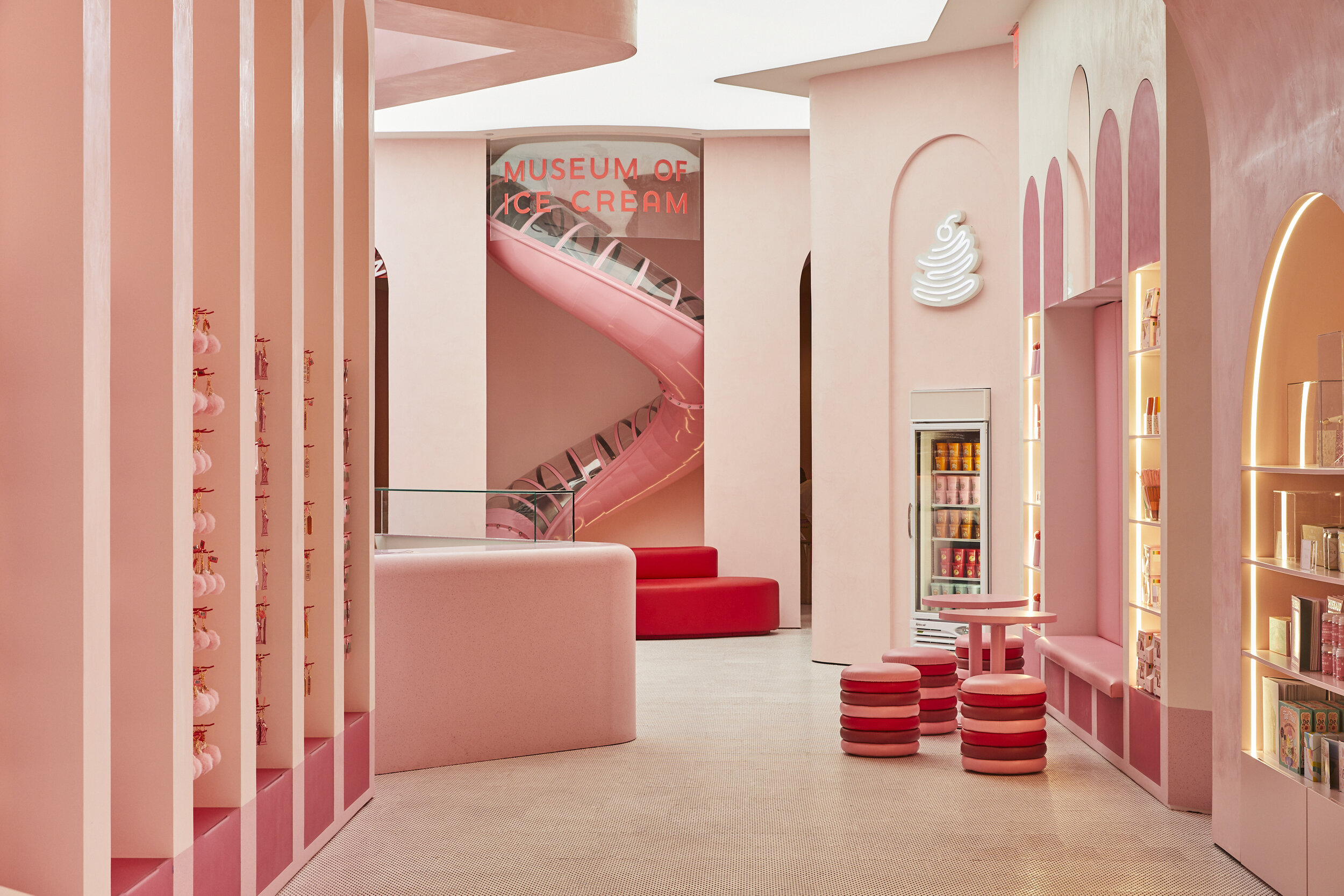 MOIC_NY_Lobby_004.jpg
