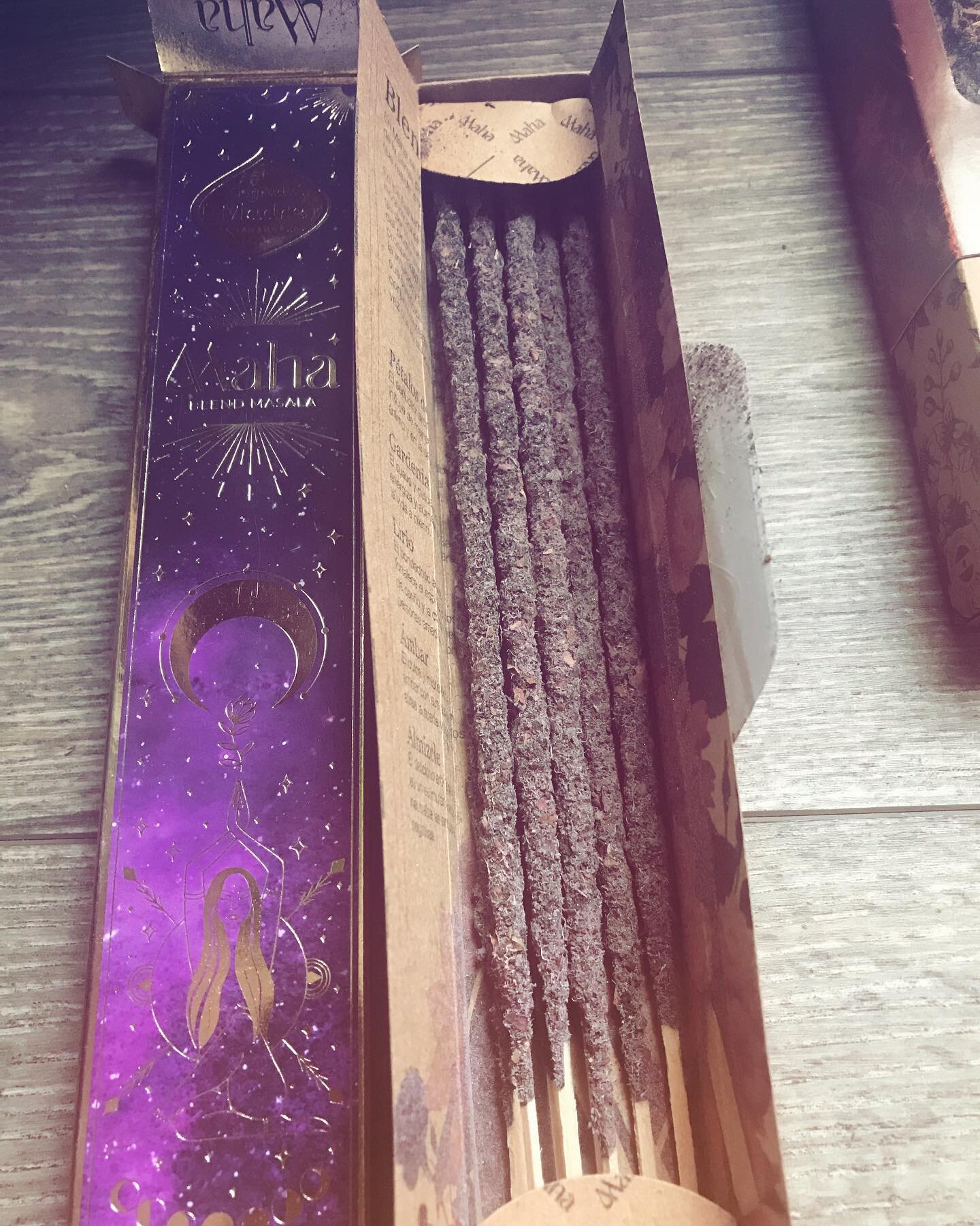 Incense Addiction; is that a thing??? 🤔These are some of the most luxurious incense items I have ever seen! The smudge bomb (in the video) was amazing! It really boosted the energy in my little &ldquo;corner of consciousness&rdquo; 🤩🙏🥰💣 #hawkins