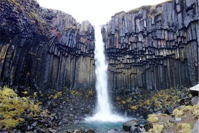 17 Svartifoss *