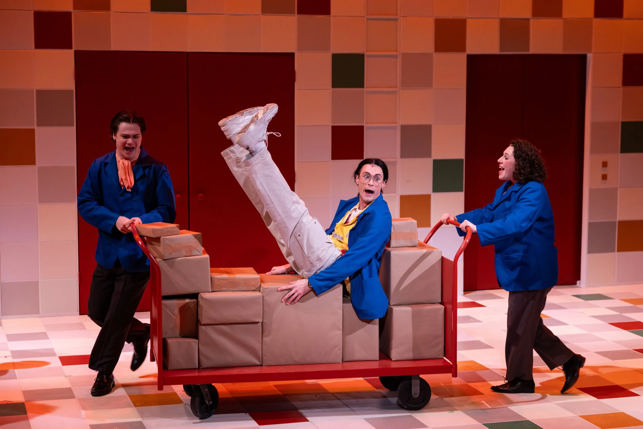 How to Succeed Act 1_Justin Barbin-157.jpg