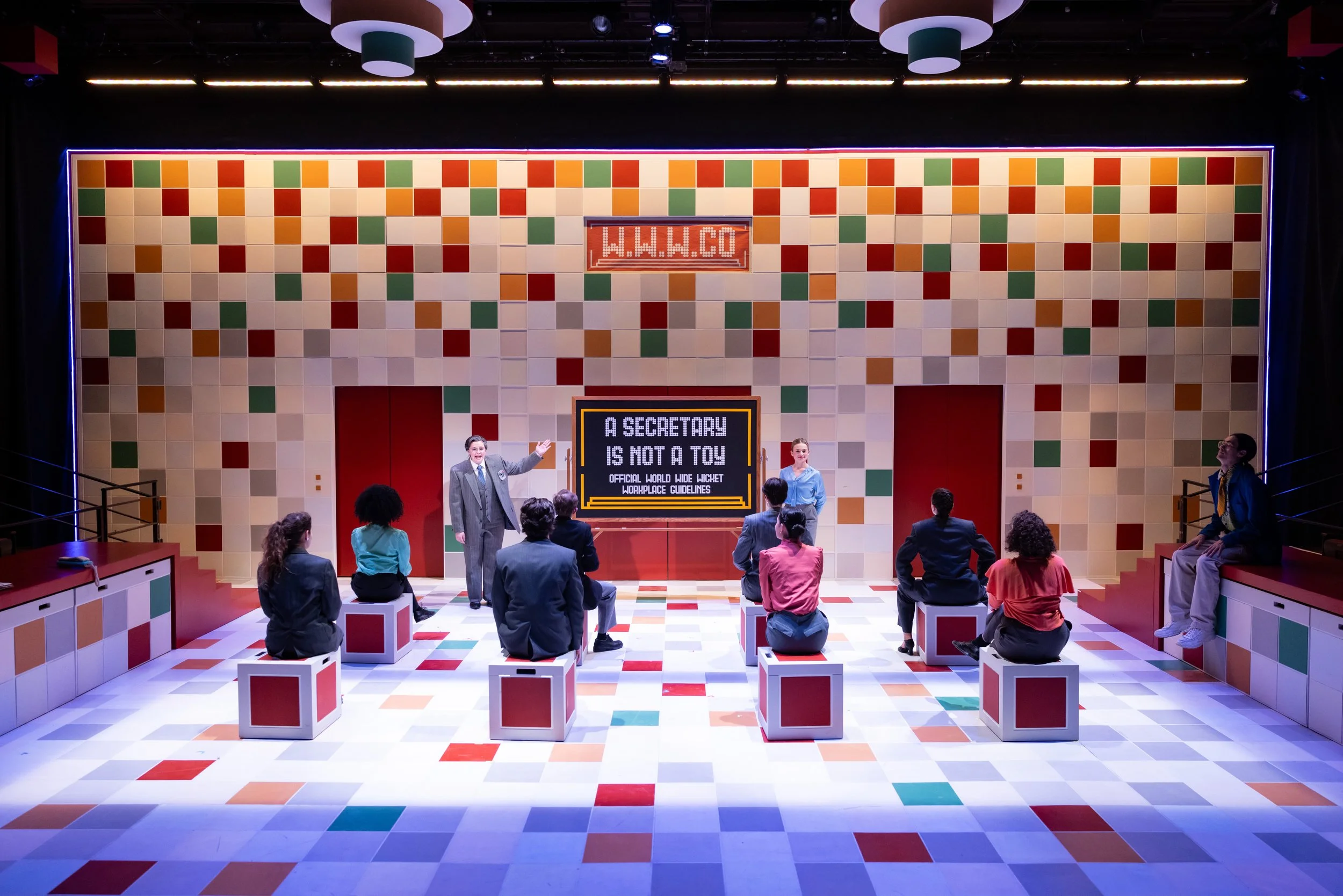 How to Succeed Act 1_Justin Barbin-180.jpg