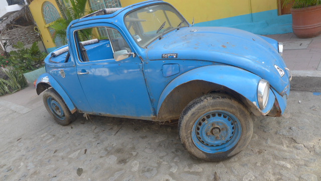 We saw so many sweet iterations of the Beetle in Sayulita! 