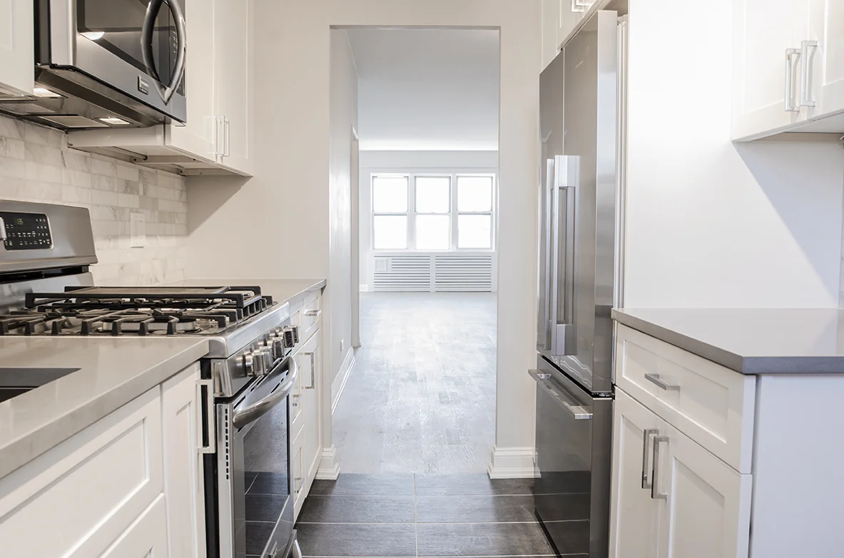 Kitchen (1).jpg
