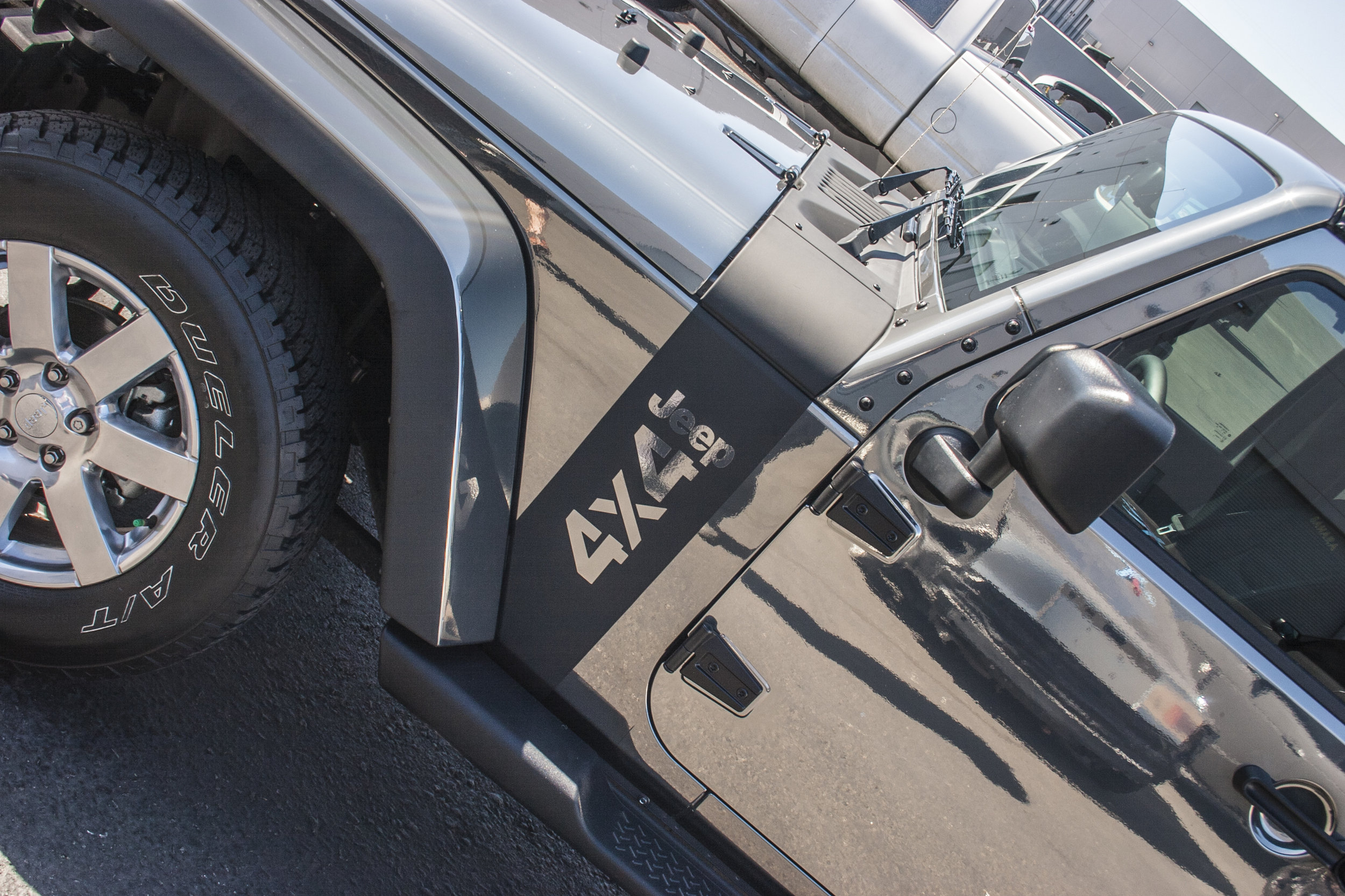 Jeep Wrangler - Black Chrome — Incognito Wraps