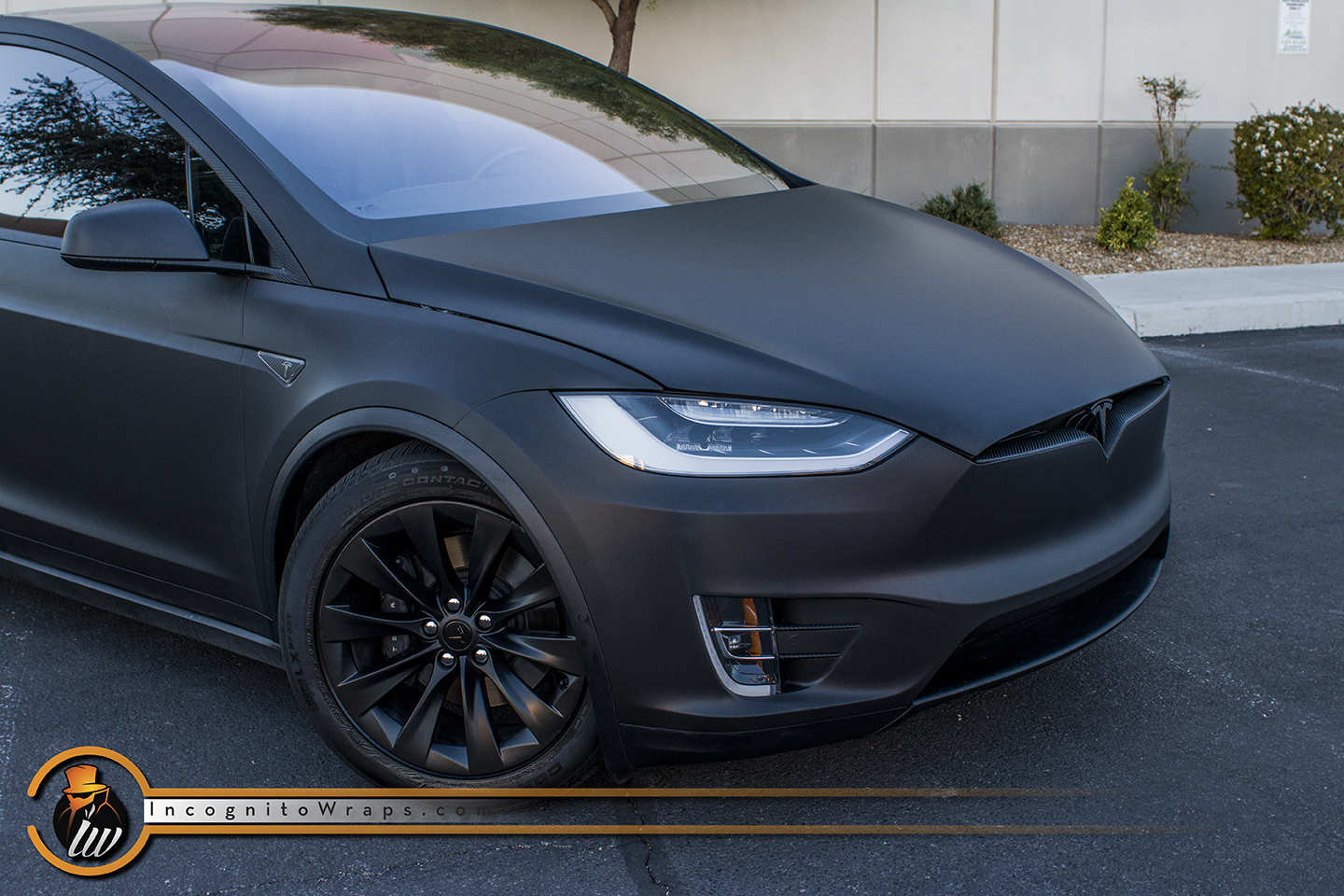 hoog Gooi Onderdrukken Tesla Model X - Matte Black with Carbon Fiber Chrome Delete — Incognito  Wraps