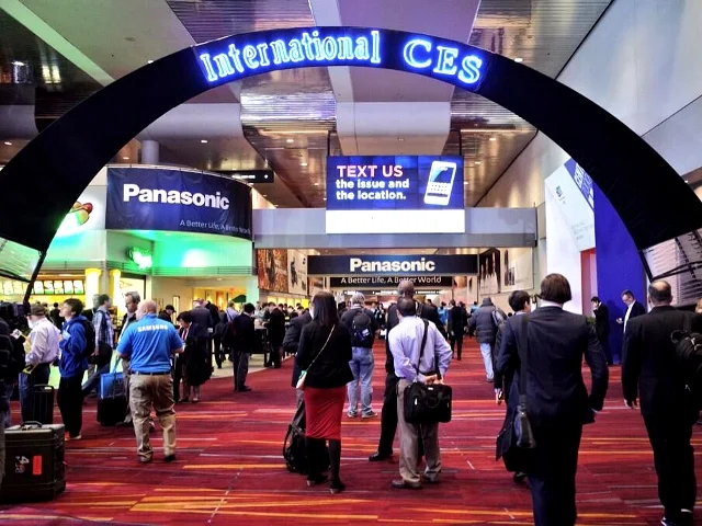 Smartwatches, Drones and VR Expected To Shine at CES 2015