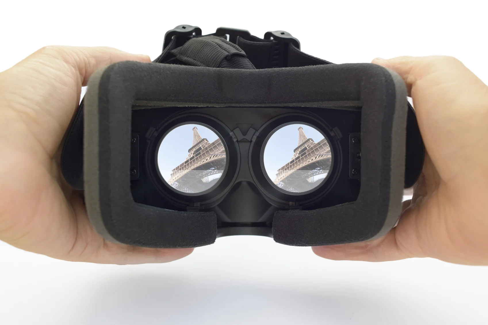 Hack sports + Oculus is coming to Toronto + Free Google Cardboards