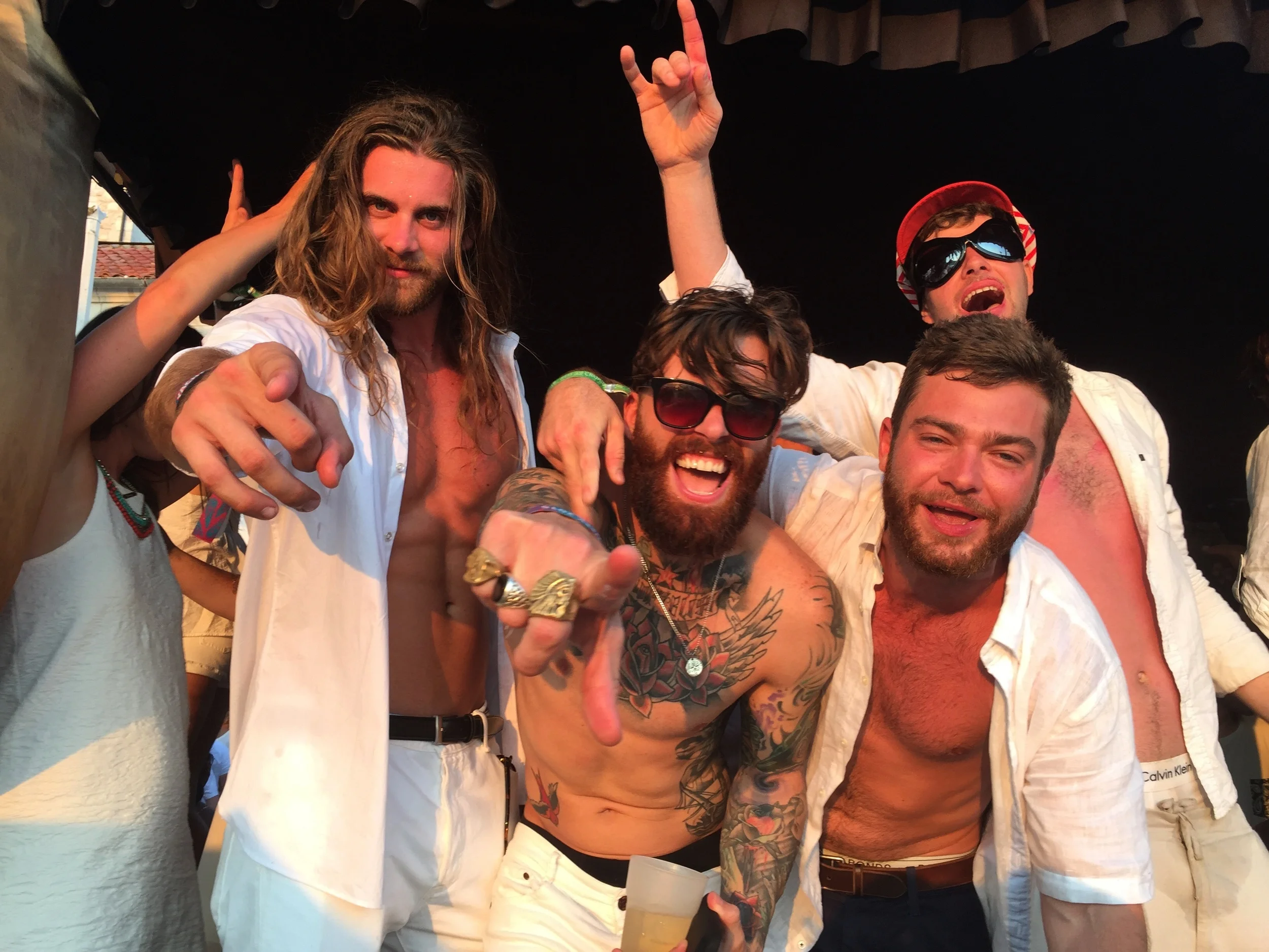 HVAR white party