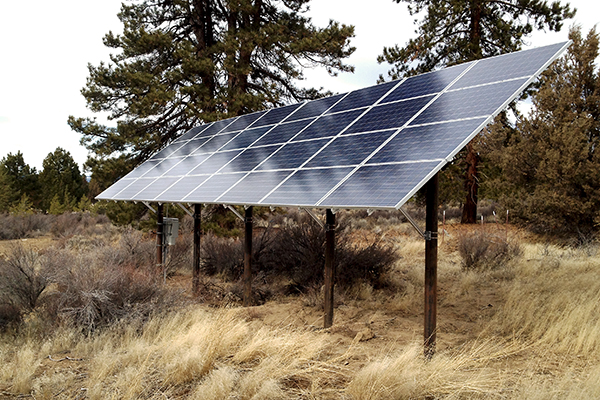 Pole-mounted solar array
