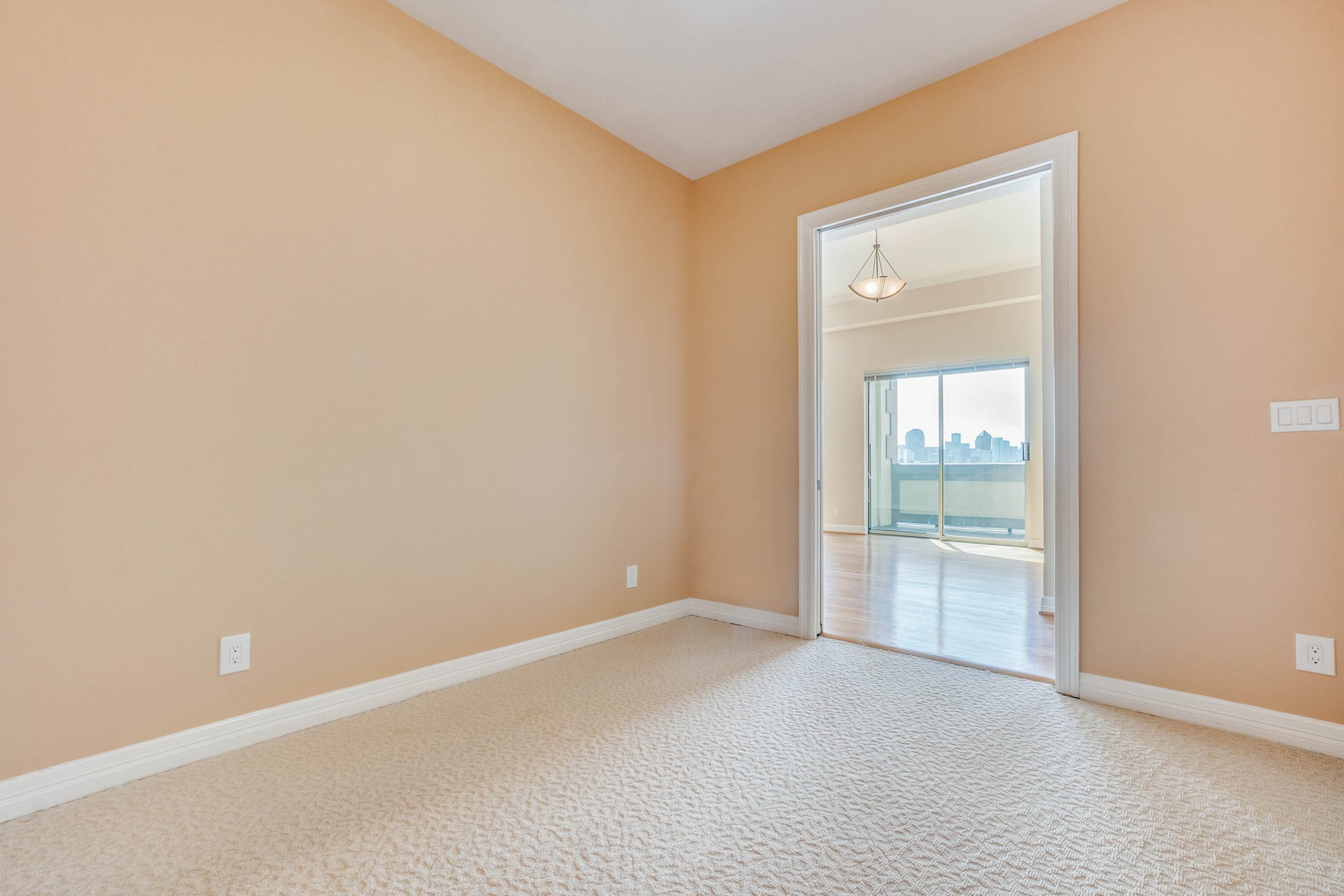 3401-lee-pkwy-dallas-tx-75219-4-High-Res-13.jpg