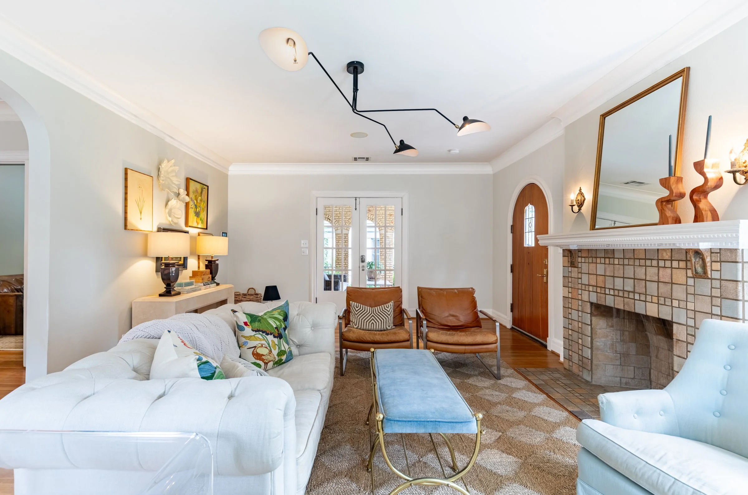 5435 Mercedes Ave_9.jpg
