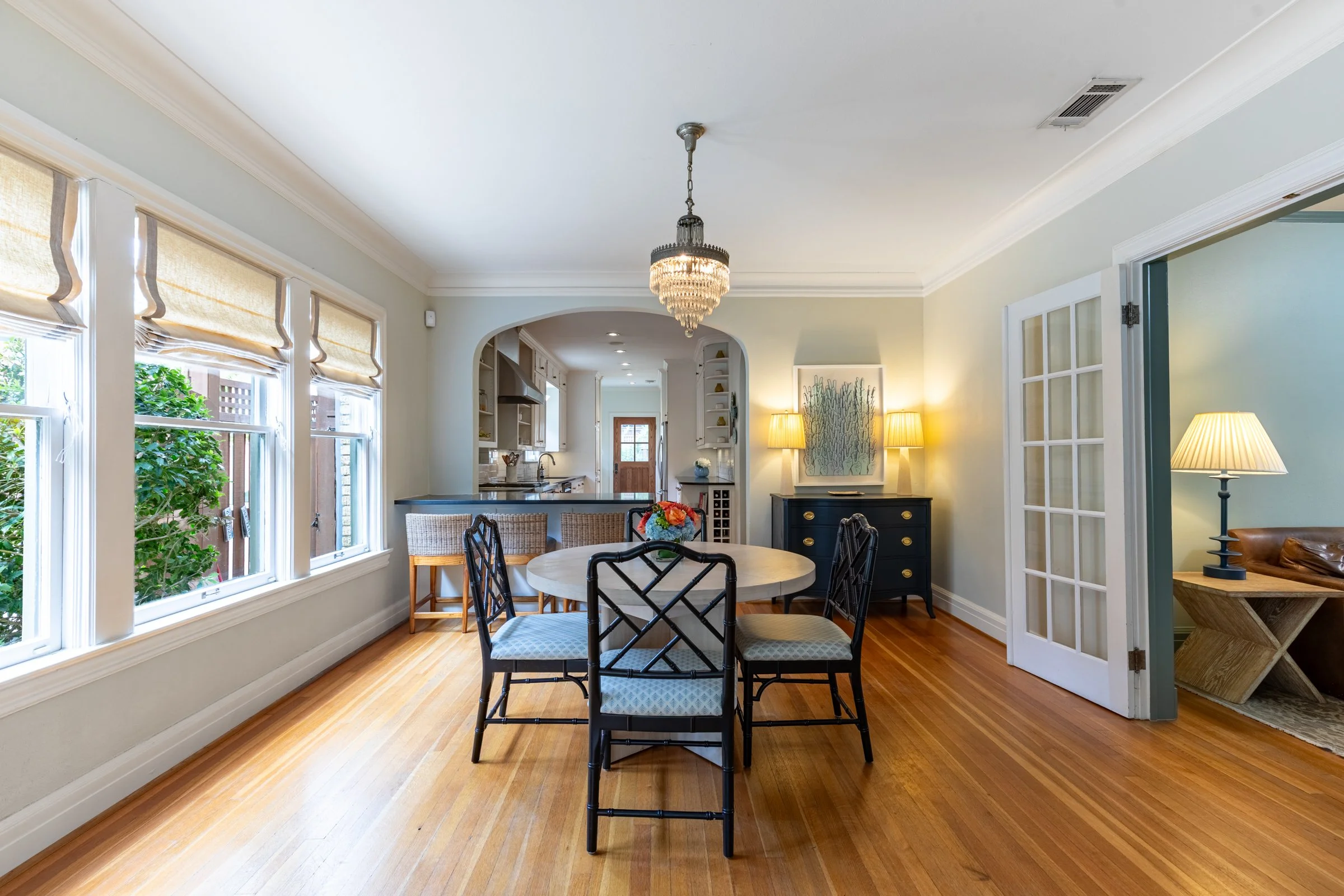 5435 Mercedes Ave_12.jpg