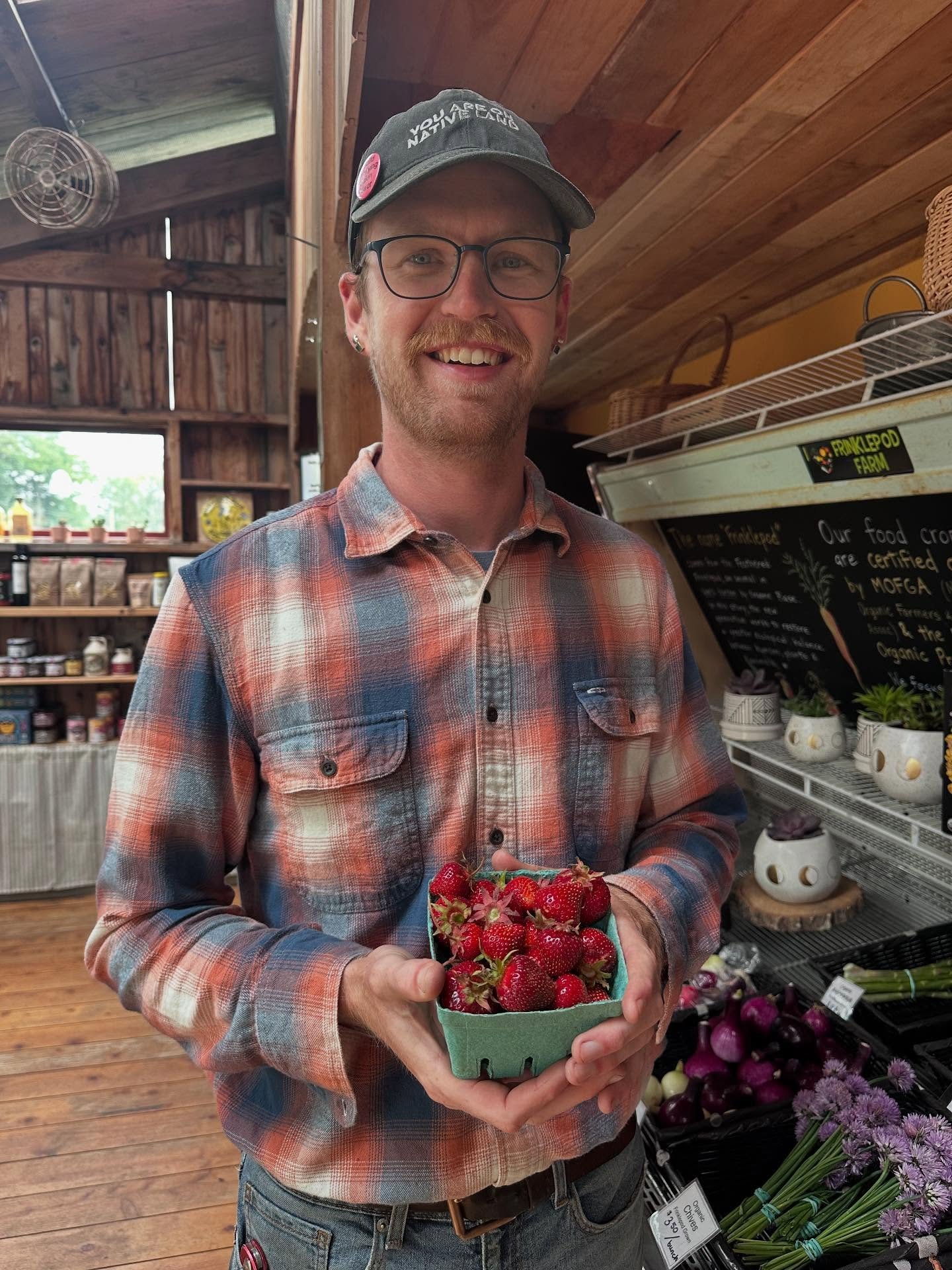 They&rsquo;re heeeeeeeeere!
Organic, delicious, red, juicy strawberries by Frinklepod!