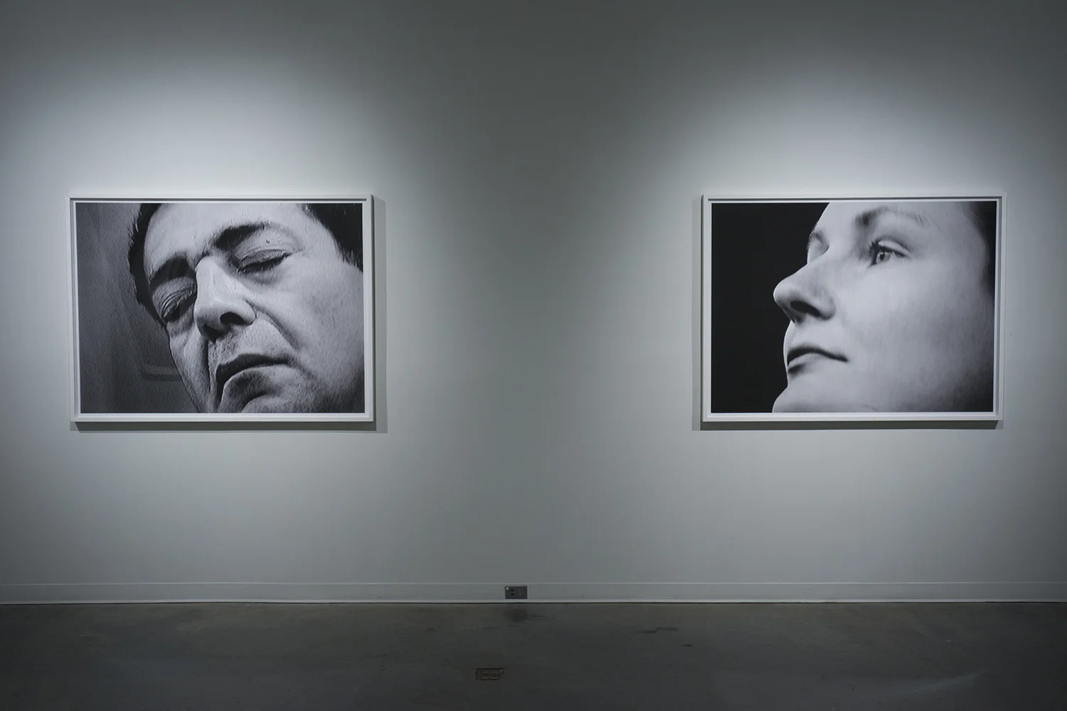 Tube Portraits, Installation view