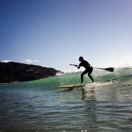 Cherise Thomson | Surfing her Naish Hokua 9'6 Stand Up Paddleboard