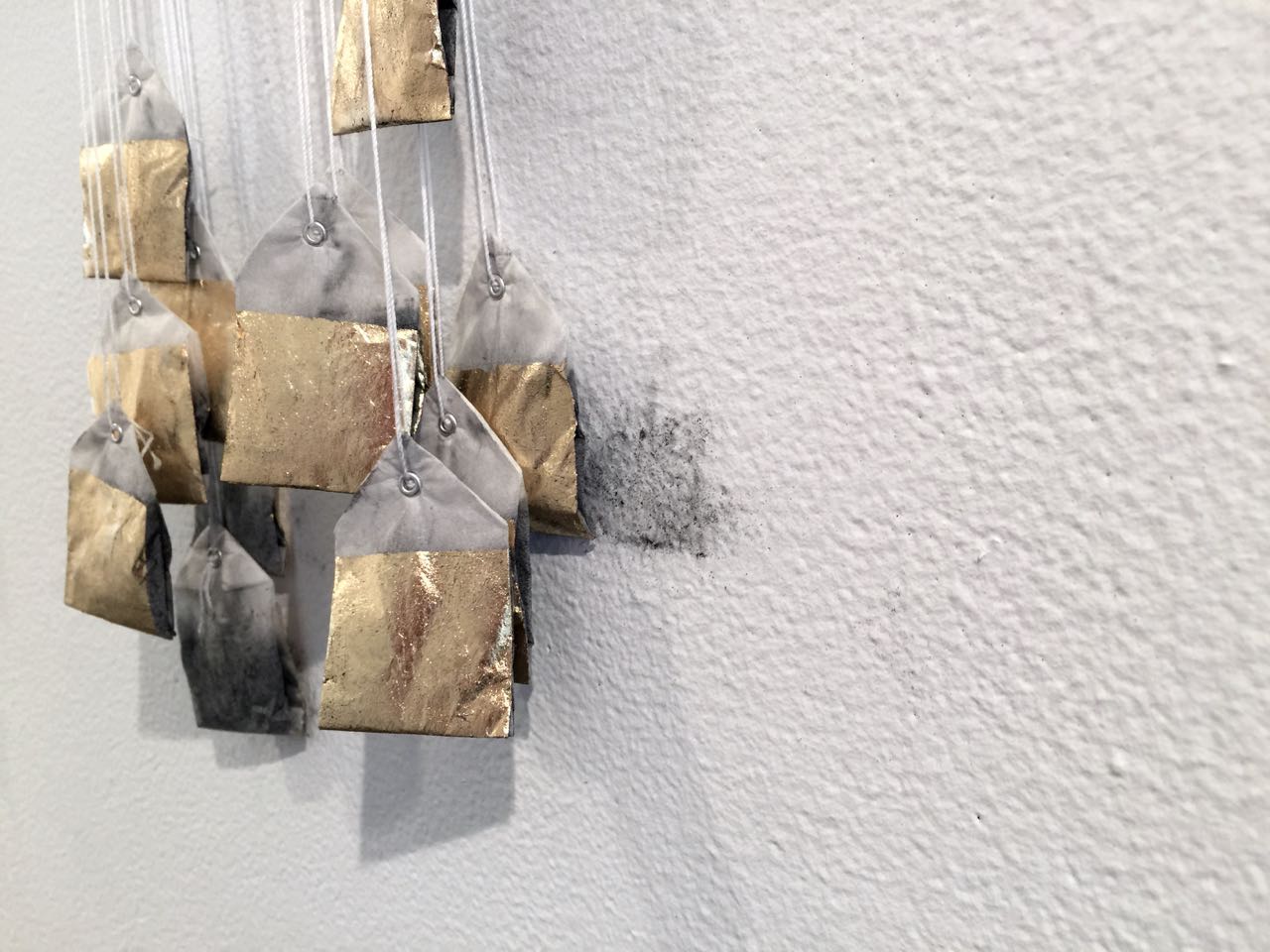 (detail) residue of a shadow