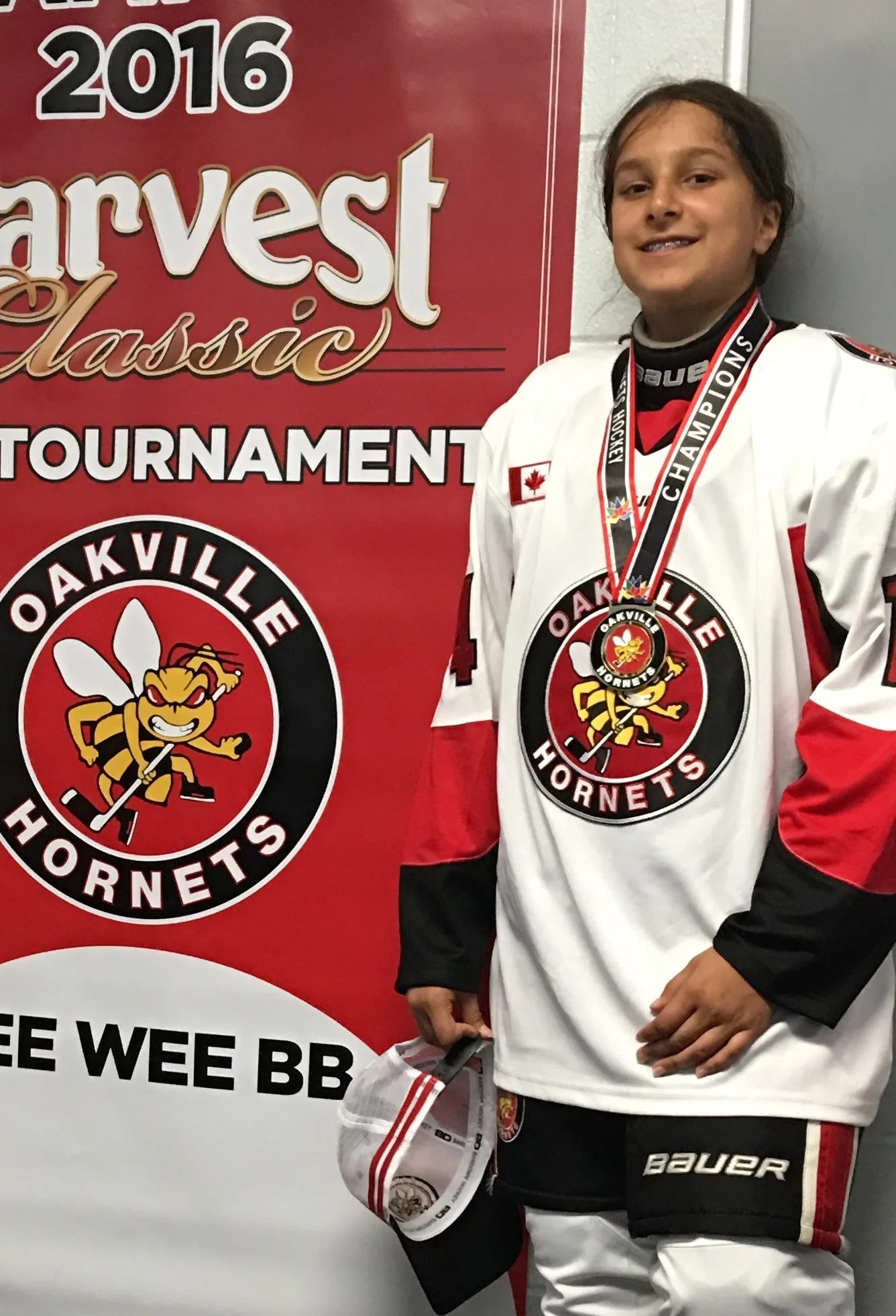 Priya Chaudhari Hometown: Oakville, ON Number: 14 Team: Oakville Hornets PEEWEE BB Position: Defense/Forward Shoots: Left Favorite Pre-Game Meal: Hard Boiled Eggs Favorite Player: Bobbie Orr Northern Freeze Cups: 2