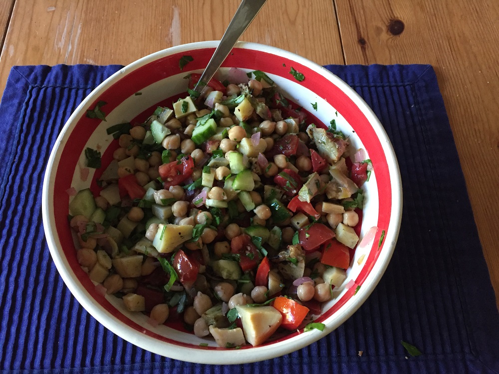 Chickpea Salad w. Tomatoes & Artichoke Hearts