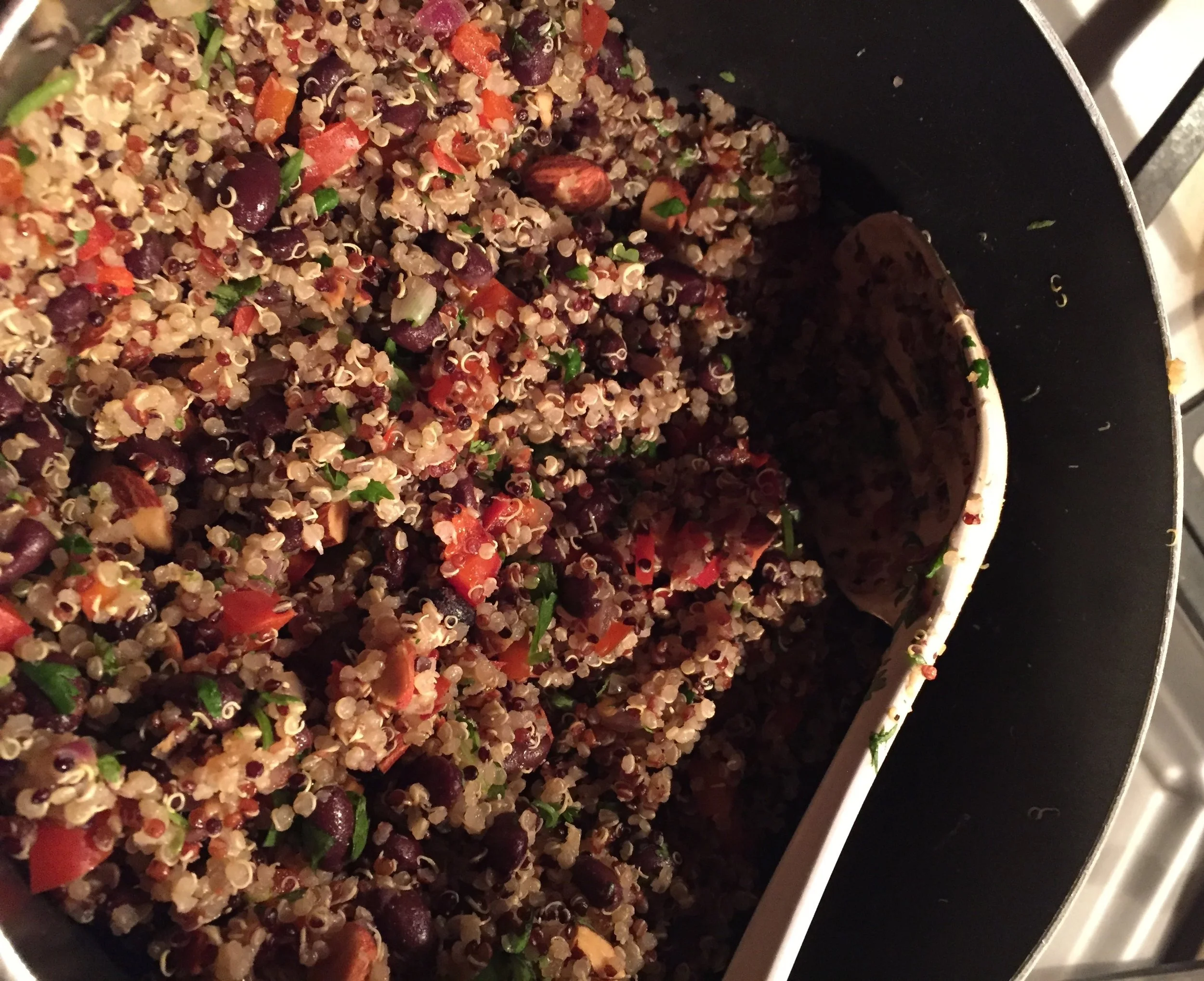 Quinoa with Red Pepper & Black Beans 