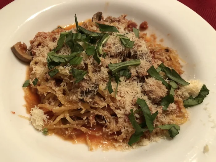 spaghetti squash w. meat sauce
