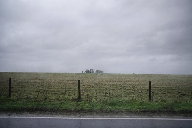 This is what Stonehenge looks like from the road when @timothyrobins won't stop the car because he's a selfish big git. #England
