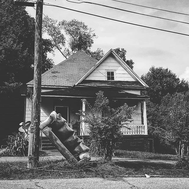 Free couch.
.
.
.
#blackandwhitephotography #bnw  #blackandwhitehumans #blackandwhite #blacknwhite #blackandwhitephoto #bnw_society #bnwphotography #bnw_captures #blackandwhite #bnw_life #bnw_creatives #bnw_perfection #portraitphotography #portrait #