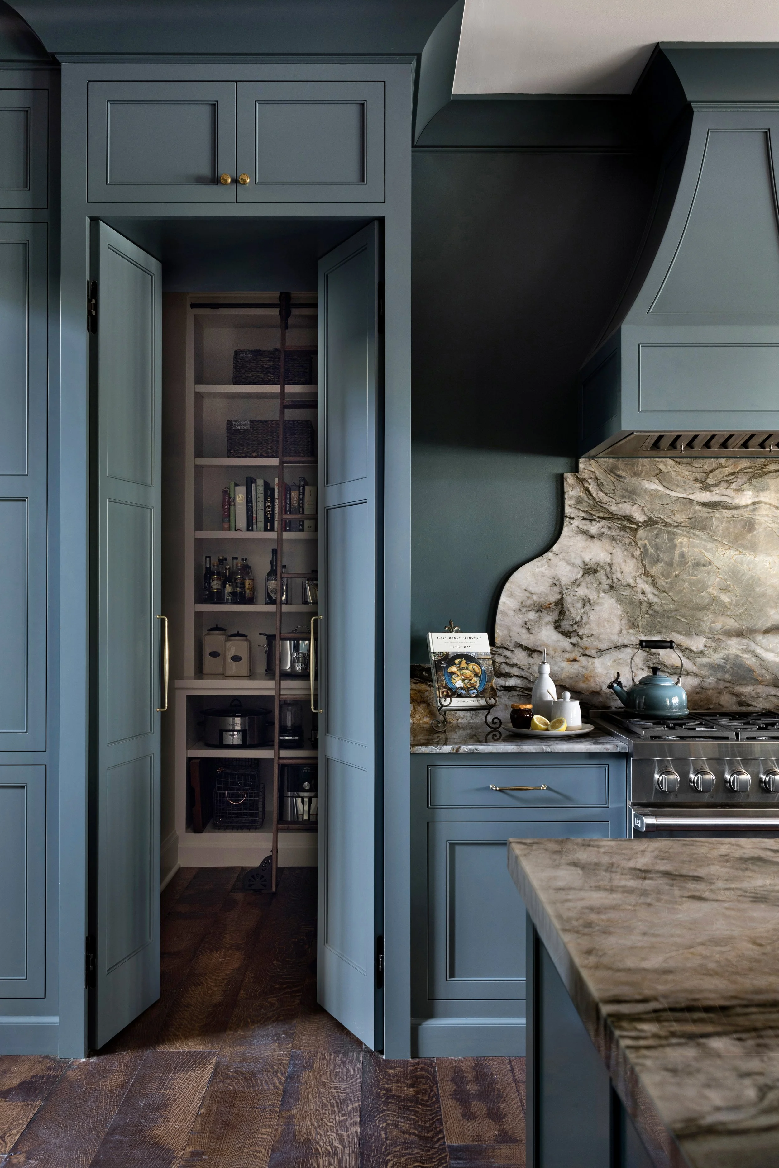08_Sarah_Catherine_Design_2113_Springstone_Cir.jpg