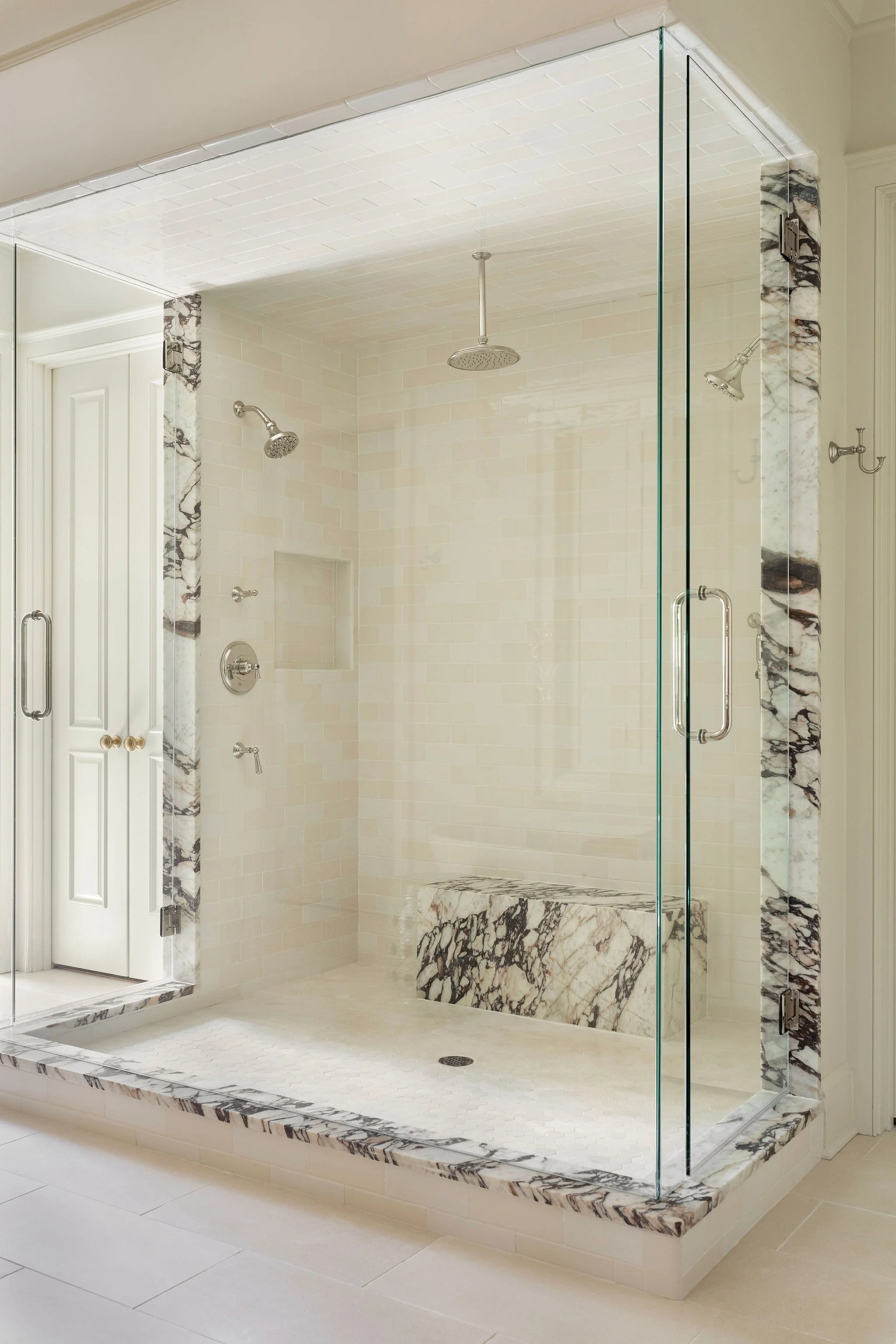 31_Sarah_Catherine_Design_2113_Springstone_Cir.jpg
