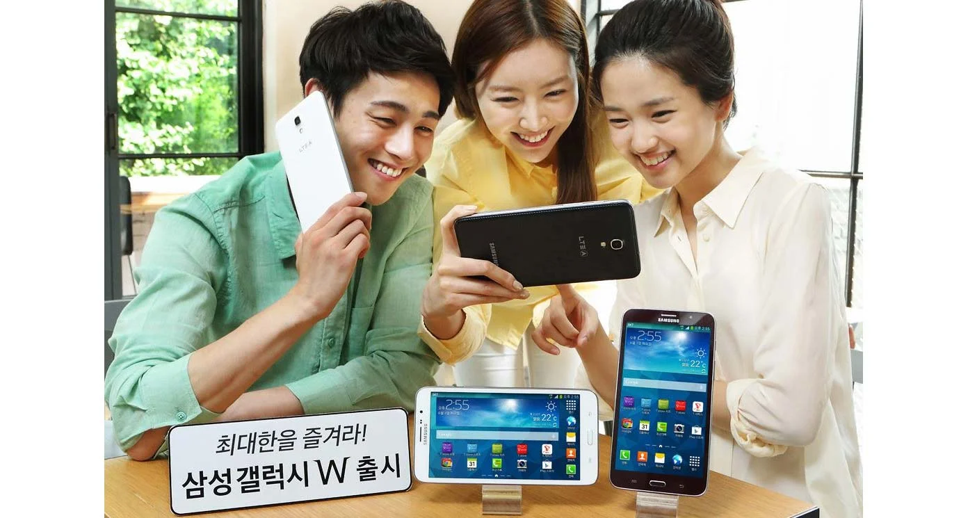 Samsung’s 7” Galaxy W and similar jumbo devices blur the line between phone and tablet. Photograph courtesy Samsung .