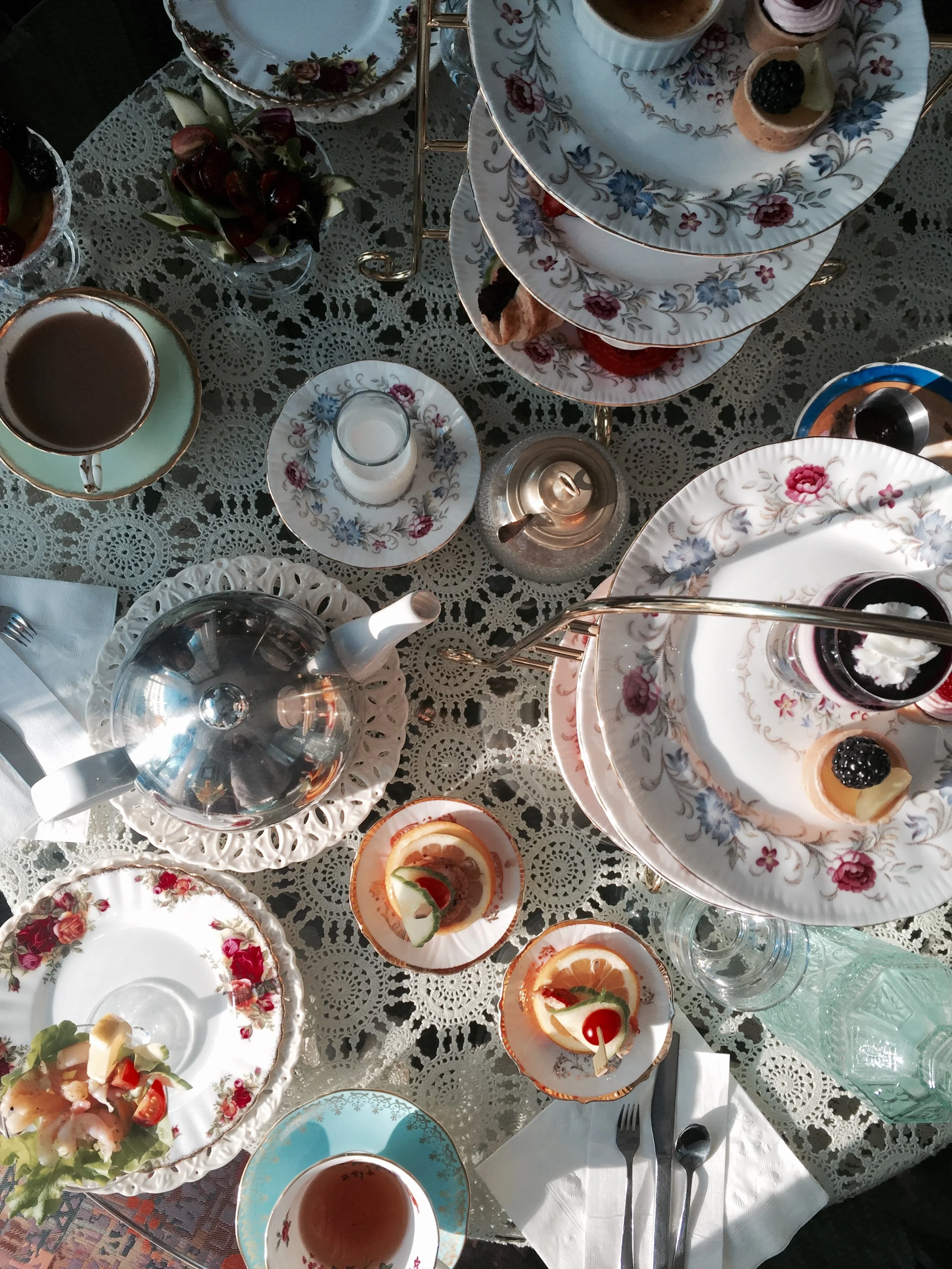 Afternoon tea is such a treat, especially with a good friend. Location: Soffee Cafe in Vancouver.