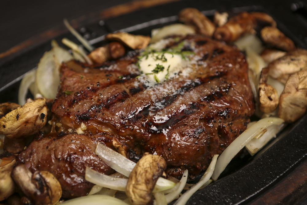 Grilled Rib Eye Steak 