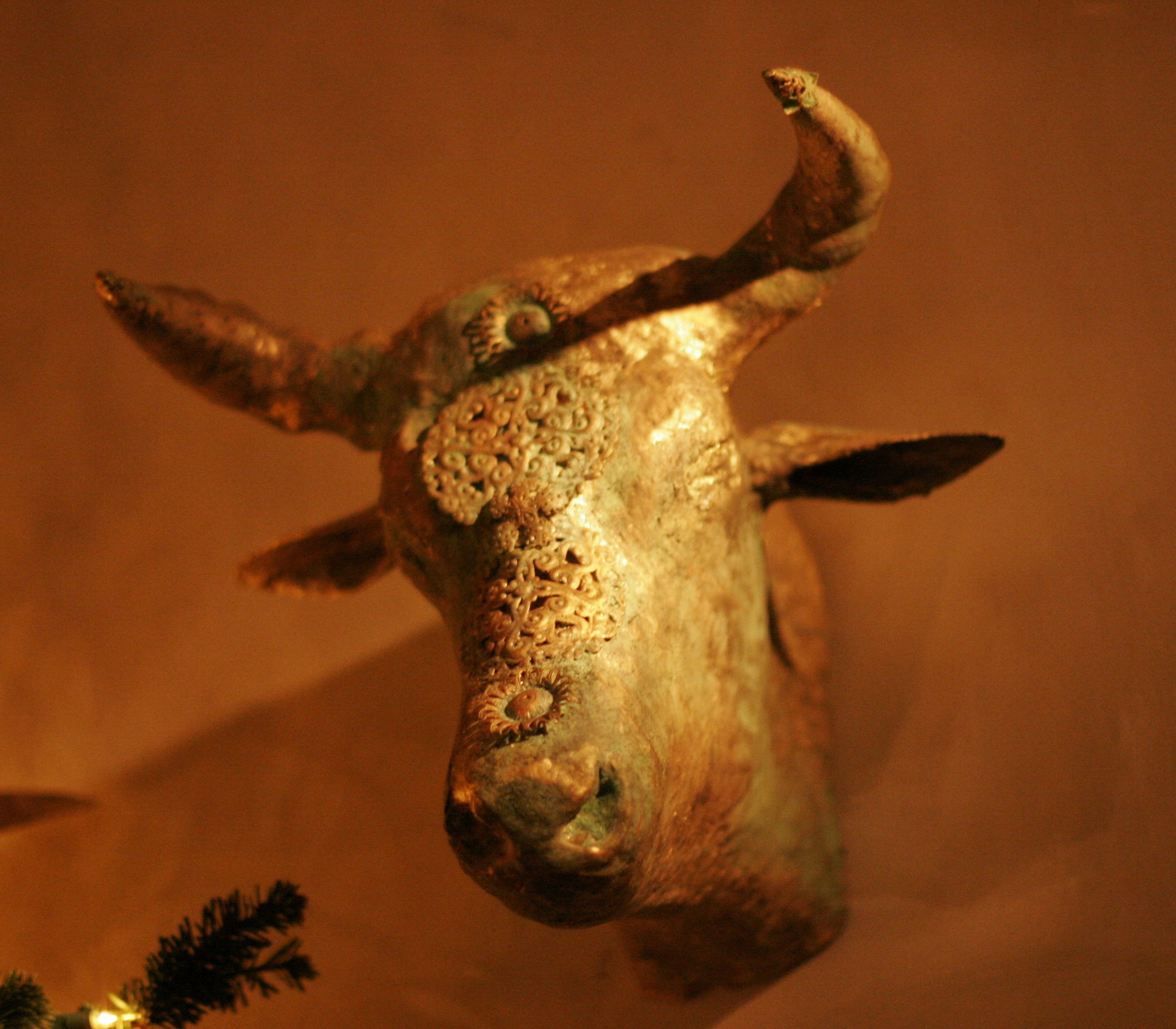 Bull Idol.JPG