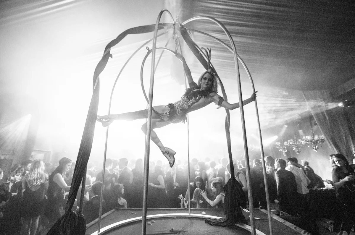Acrobatist 2.jpg