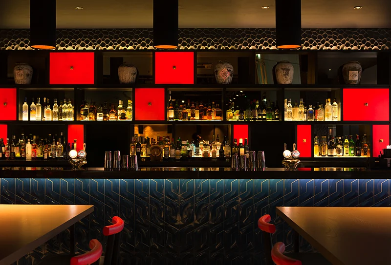 Bar2.jpg