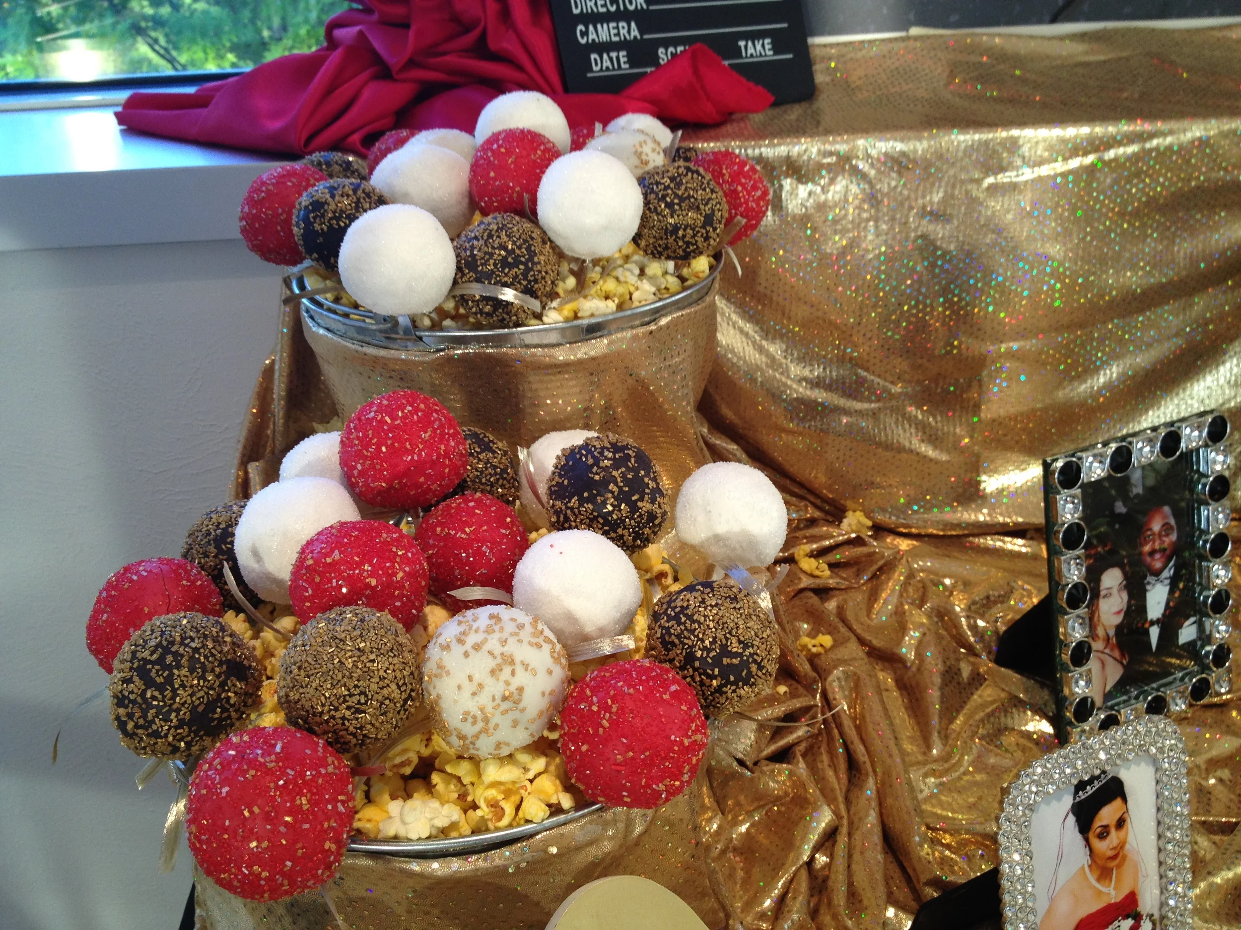 Cake Balls - Vanilla/Chocolate/Strawberry 