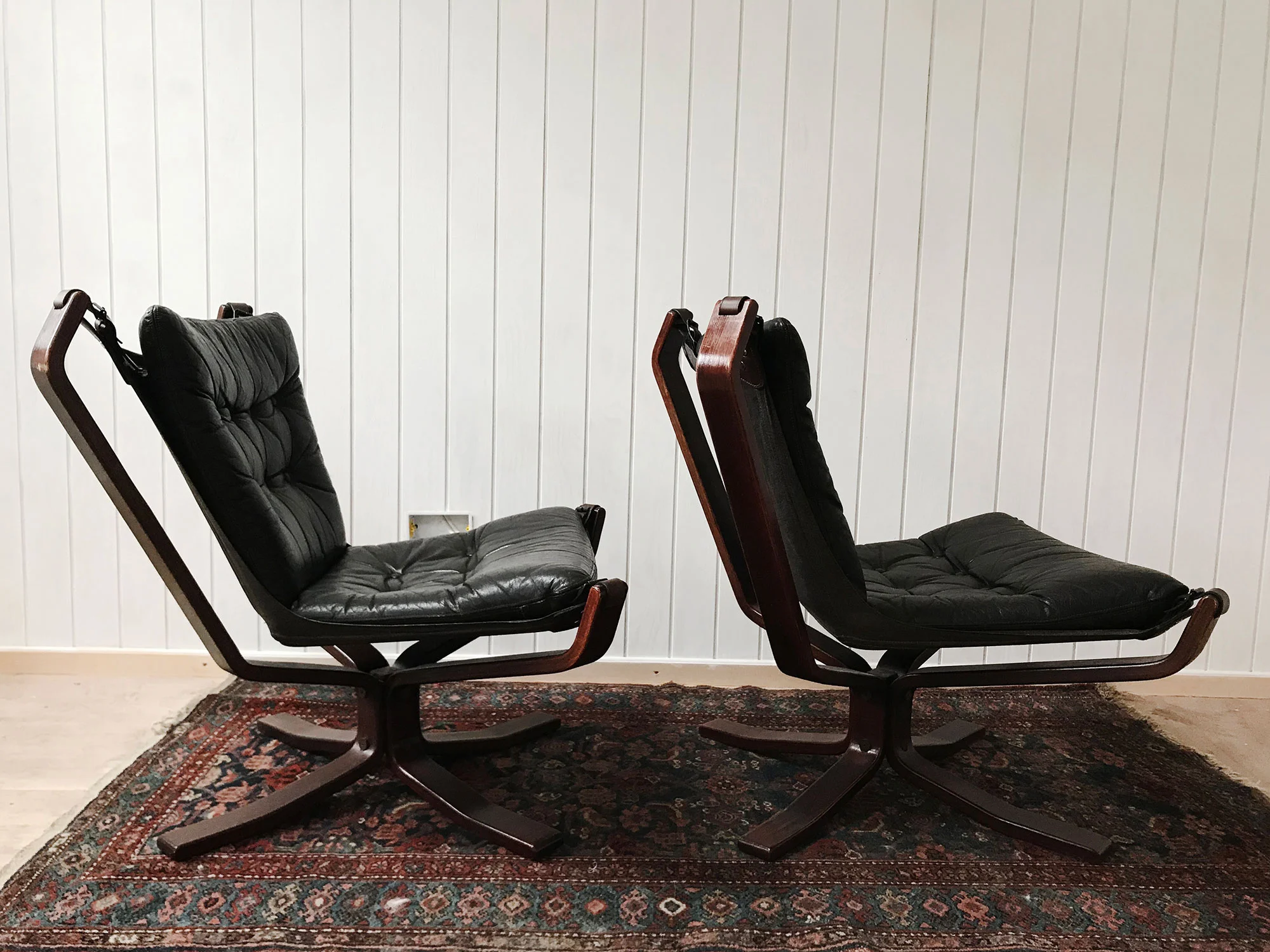 Falcon-Chairs-for-sale-2.JPG