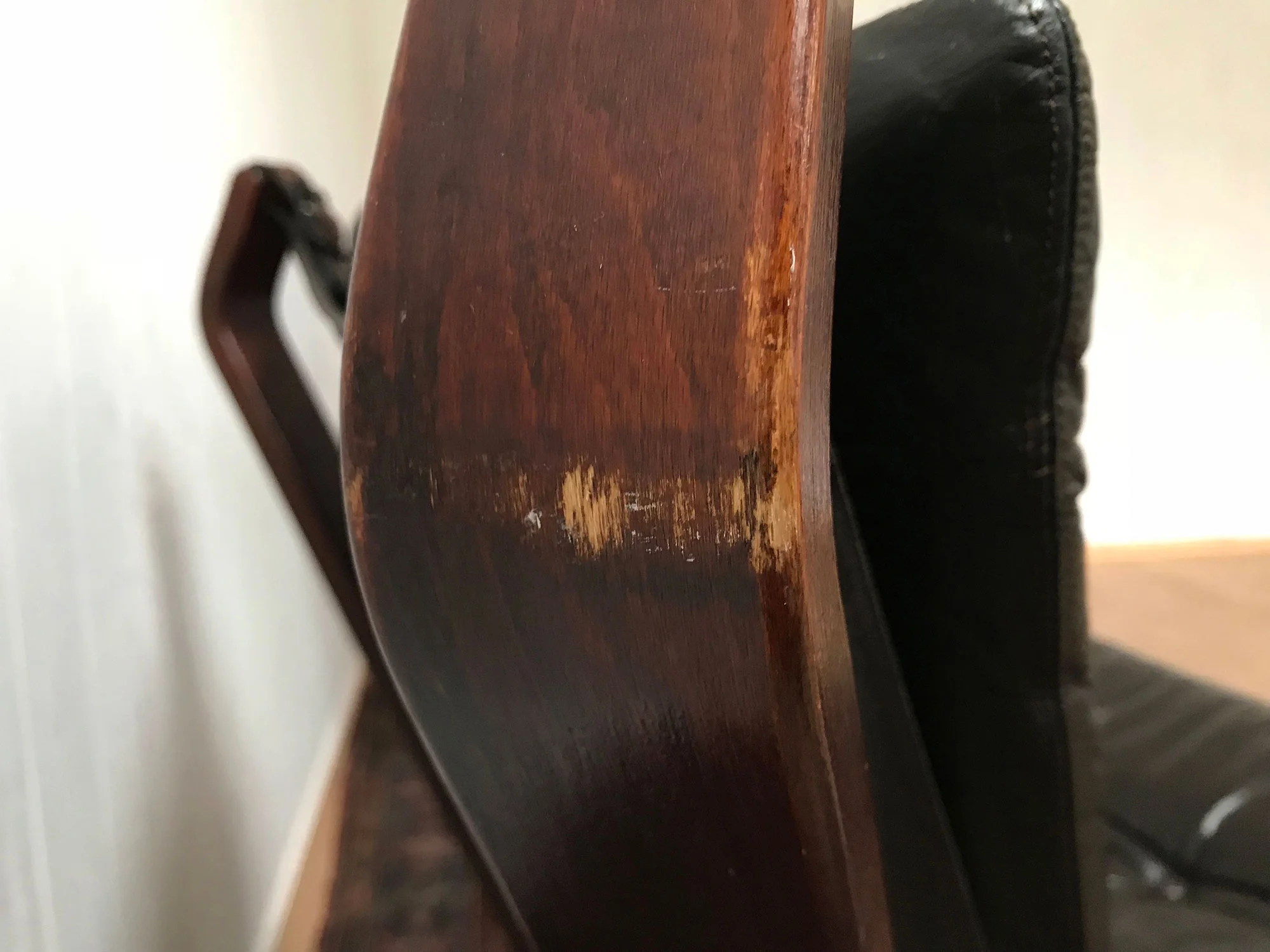 Falcon-Chairs-for-sale-7.JPG