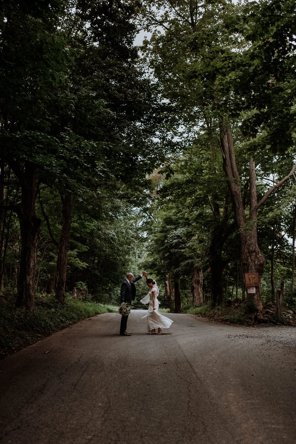 Red Maple Vineyard Wedding road pictures