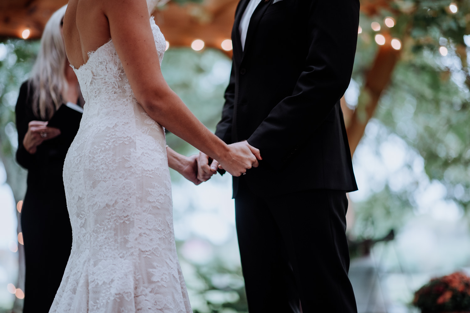 Red Maple Vineyard wedding rain ceremony